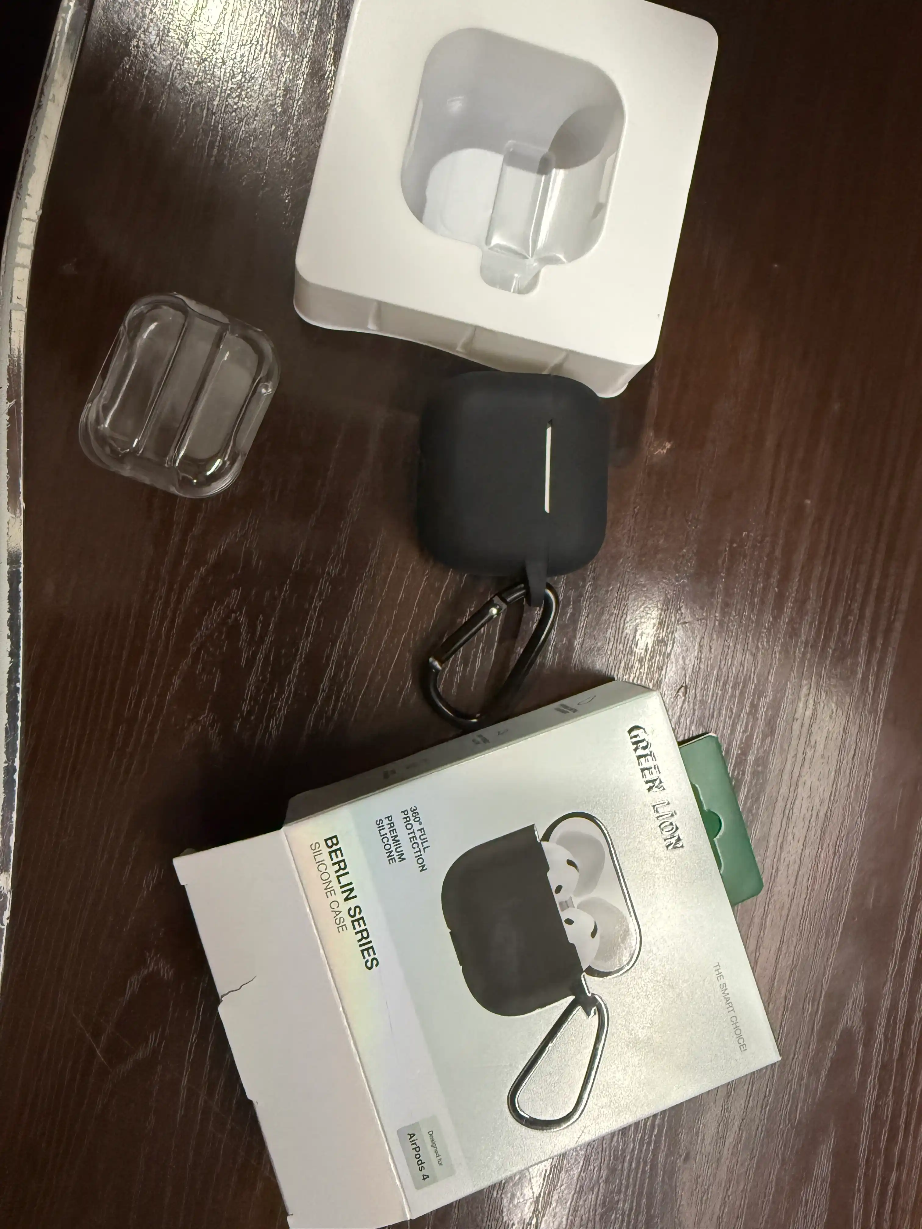 Чехол для наушников Green Lion Berlin Series Silicone Case, AirPods 4