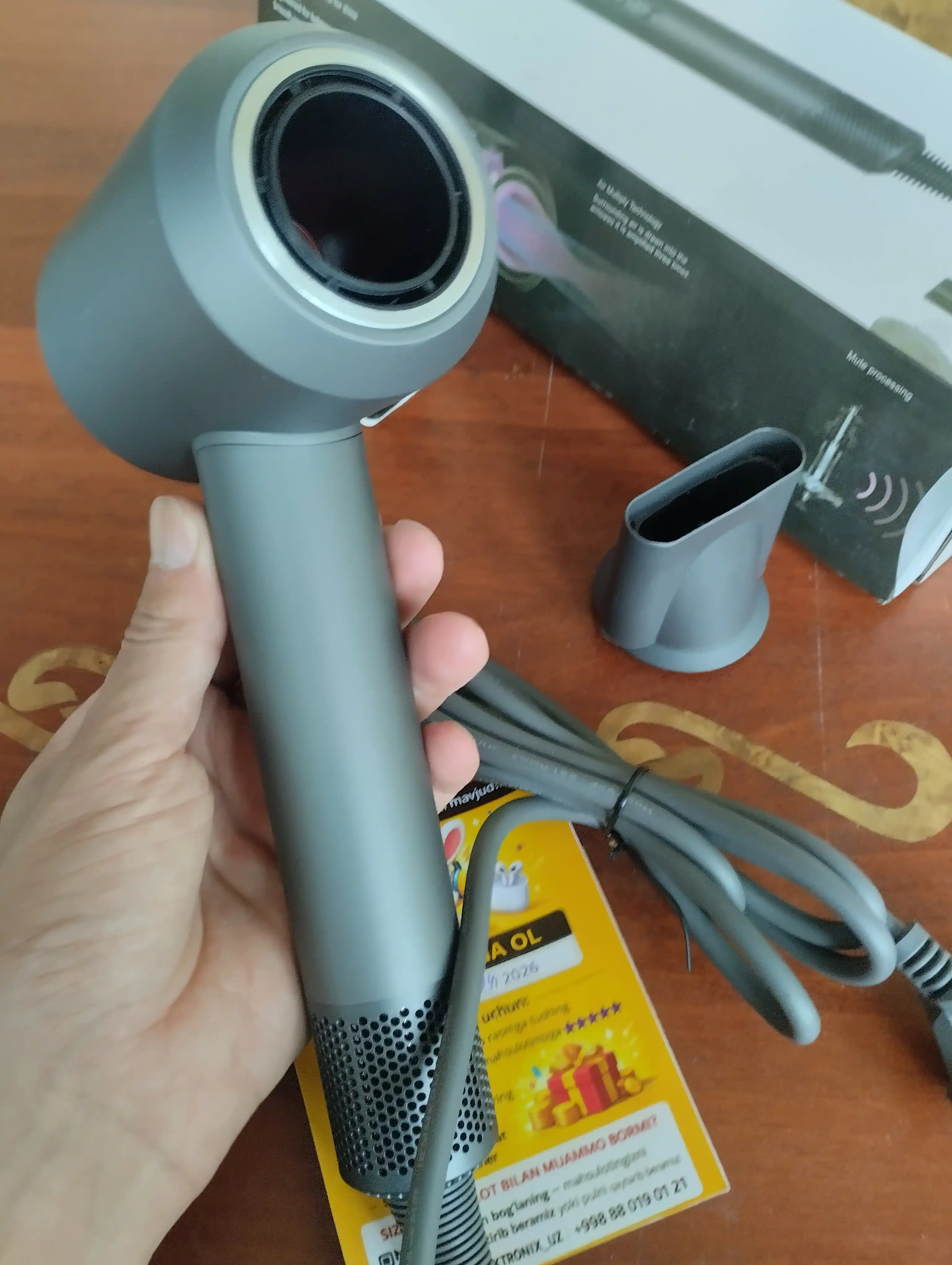 Профессиональный фен | 1600W | 4 режима | 3 скорости | Магнитная насадка