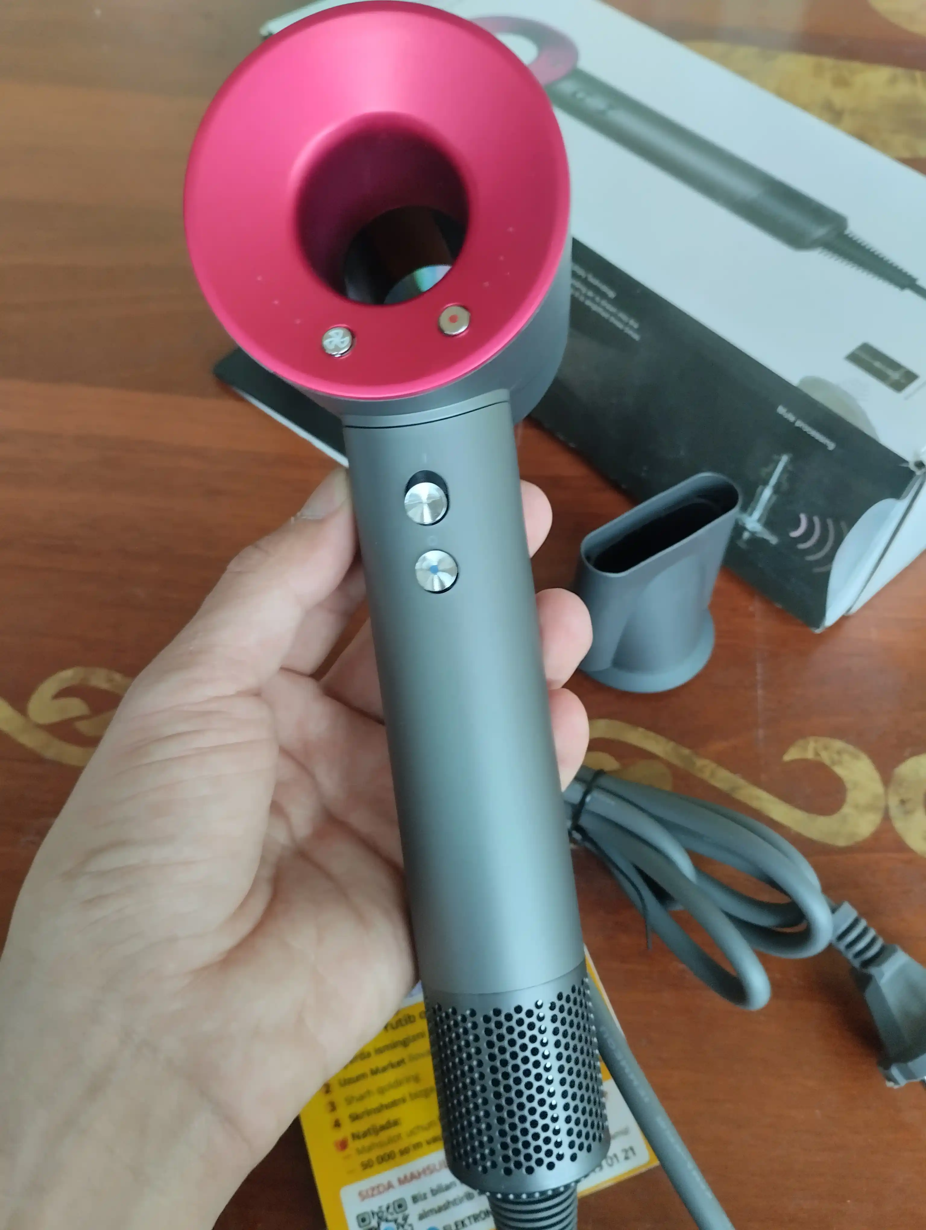 Профессиональный фен | 1600W | 4 режима | 3 скорости | Магнитная насадка
