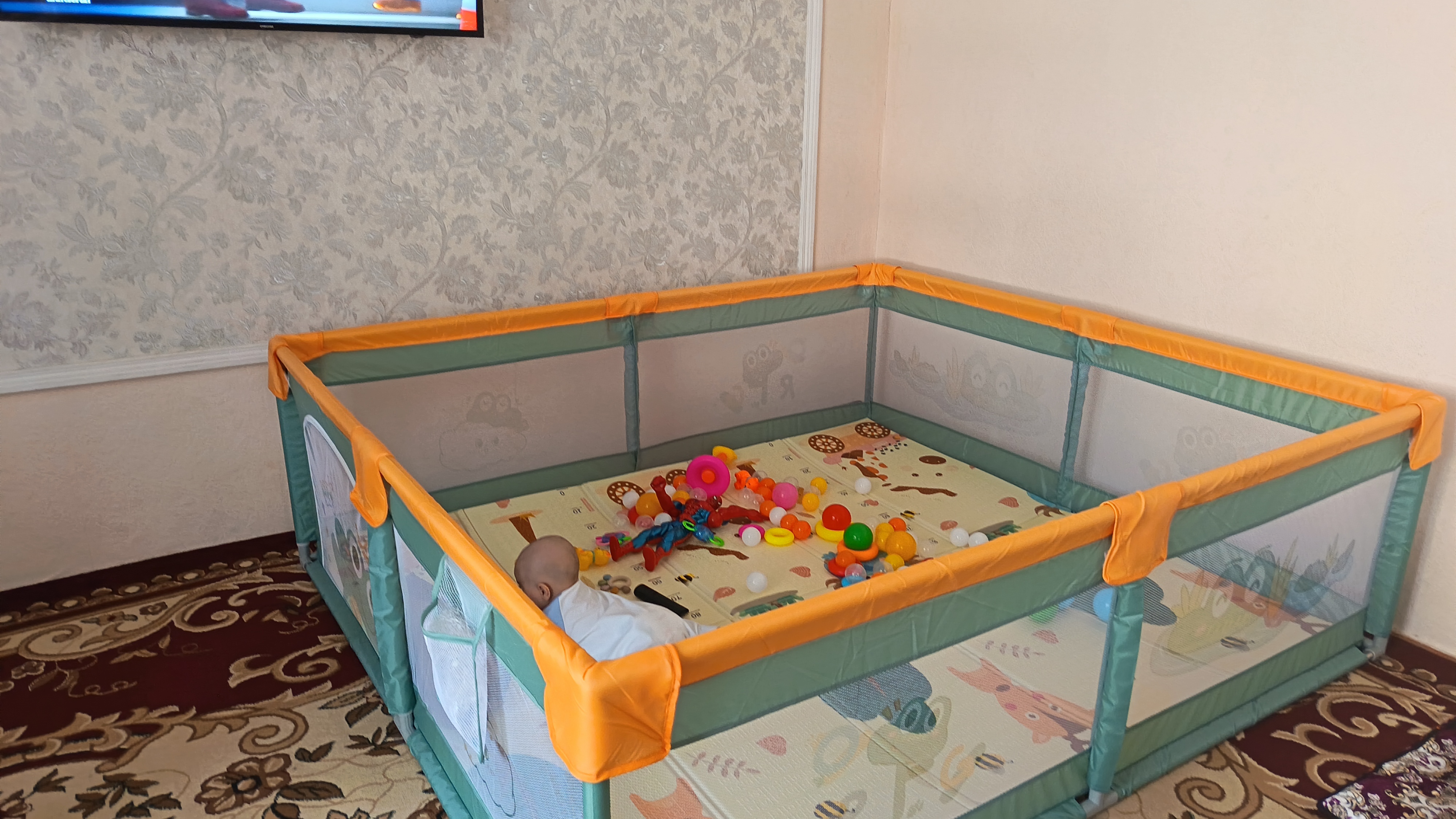 Детский манеж складной, игровой