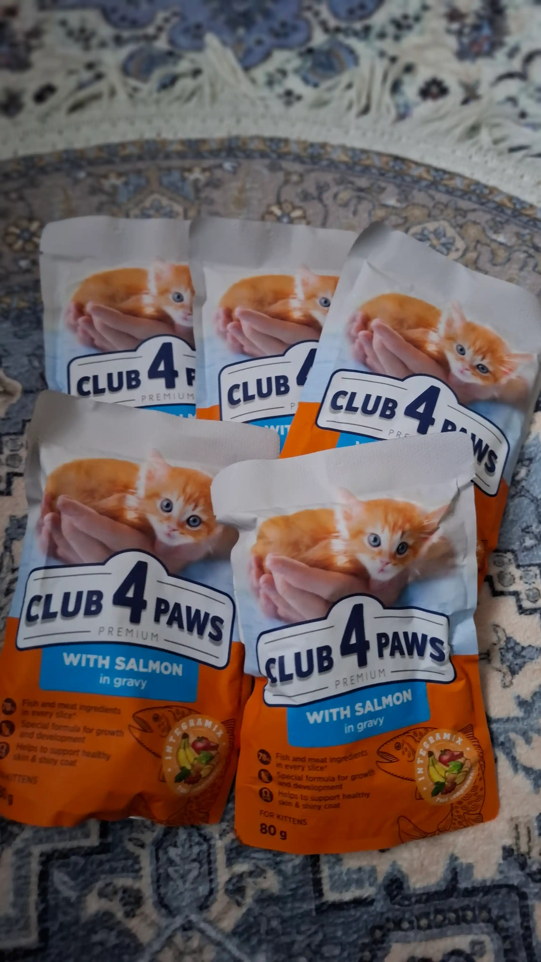 Club 4 Paws влажный корм для котят с лососем 80 гр  5 шт