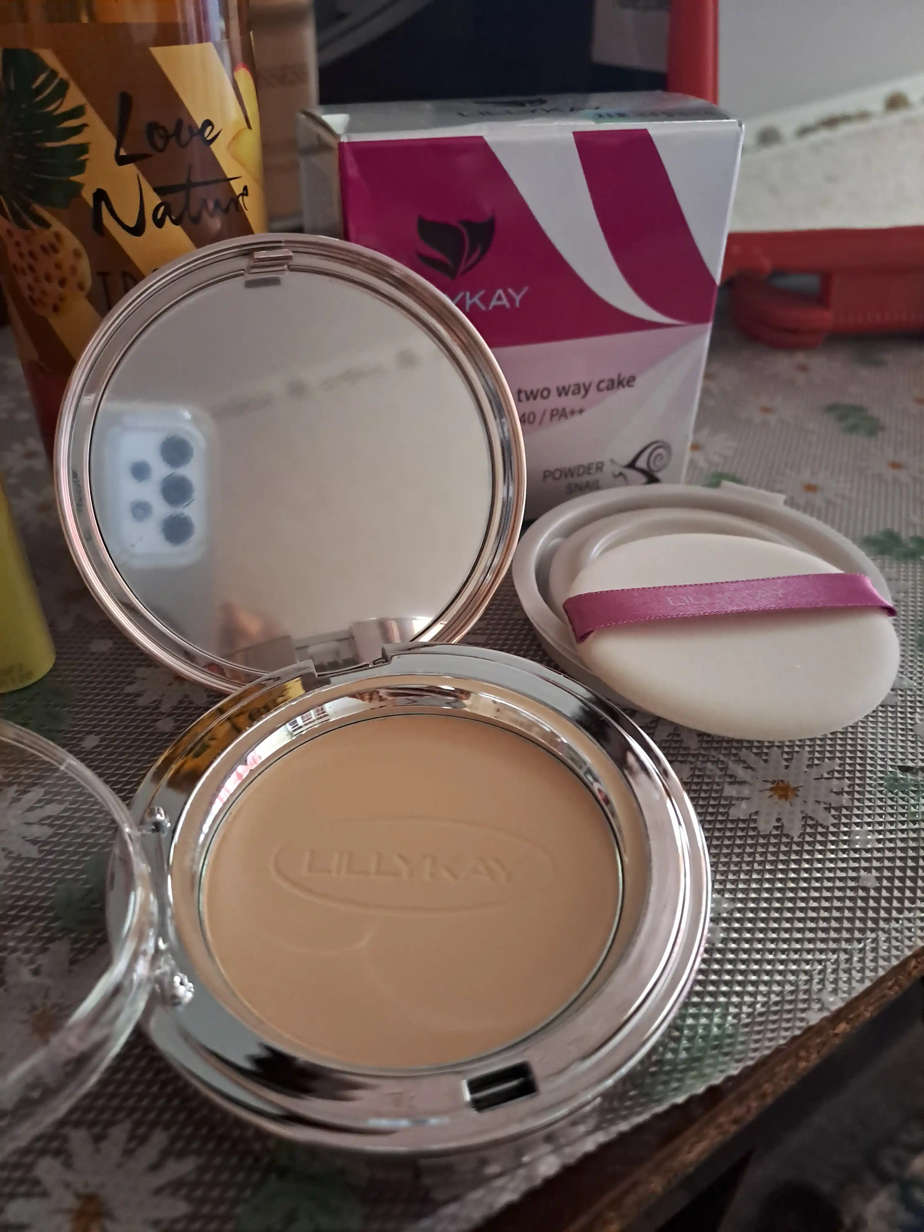 Lillykay Essence Two Way Cake SPF40 PA++ salyangoz mutsinli kompakt pudra