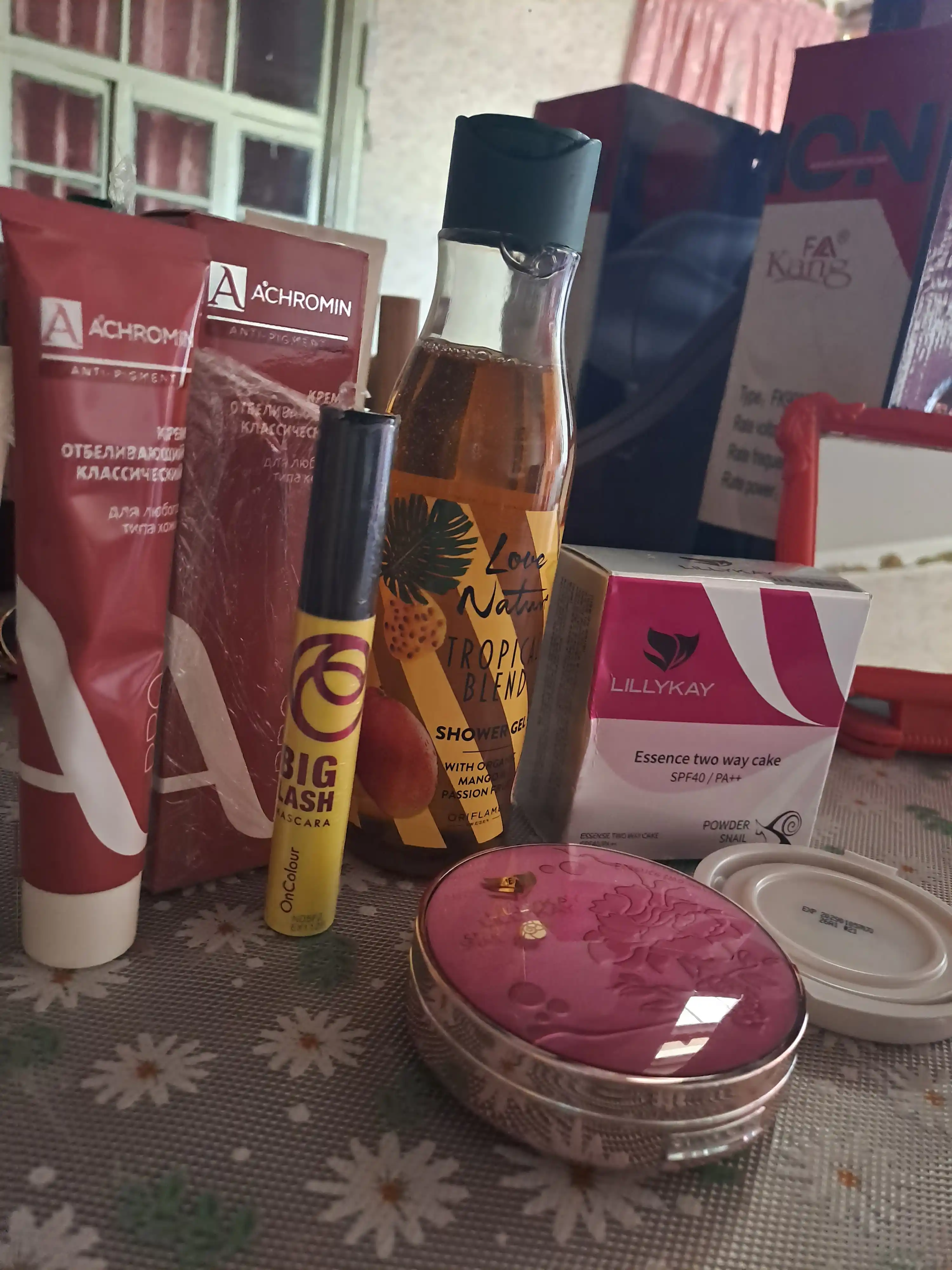 Lillykay Essence Two Way Cake SPF40 PA++ salyangoz mutsinli kompakt pudra
