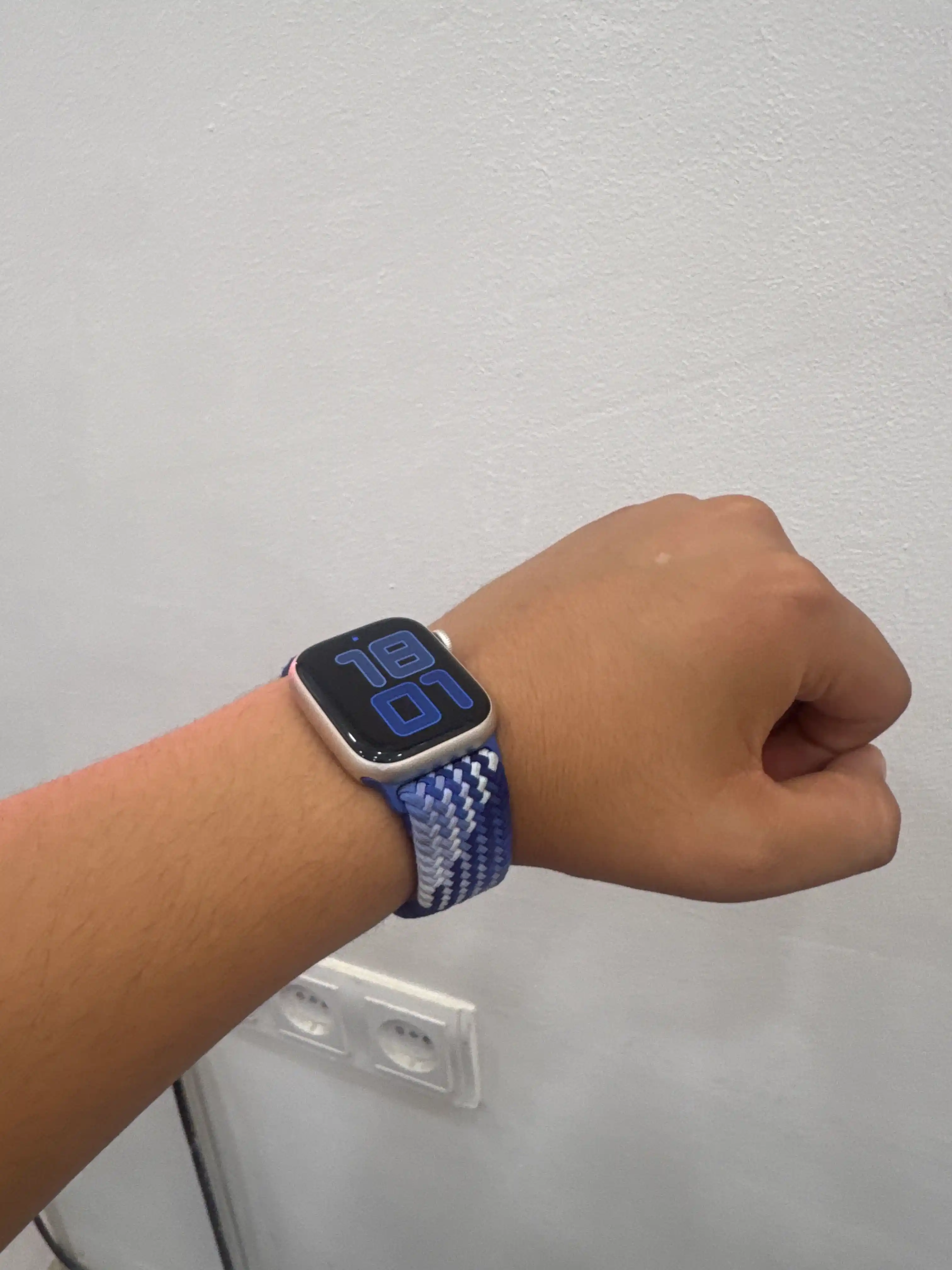 Ремешок нейлоновый с магнитной застёжкой для Apple Watch 3–9/SE/Ultra, 38–49 мм