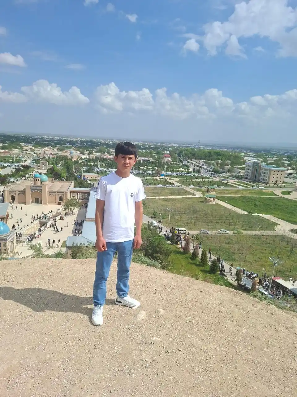 Zevano Erkaklar sport krossovkalari - yengil, qulay, nafas oladigan, 1 o‘lcham kattaroq oling