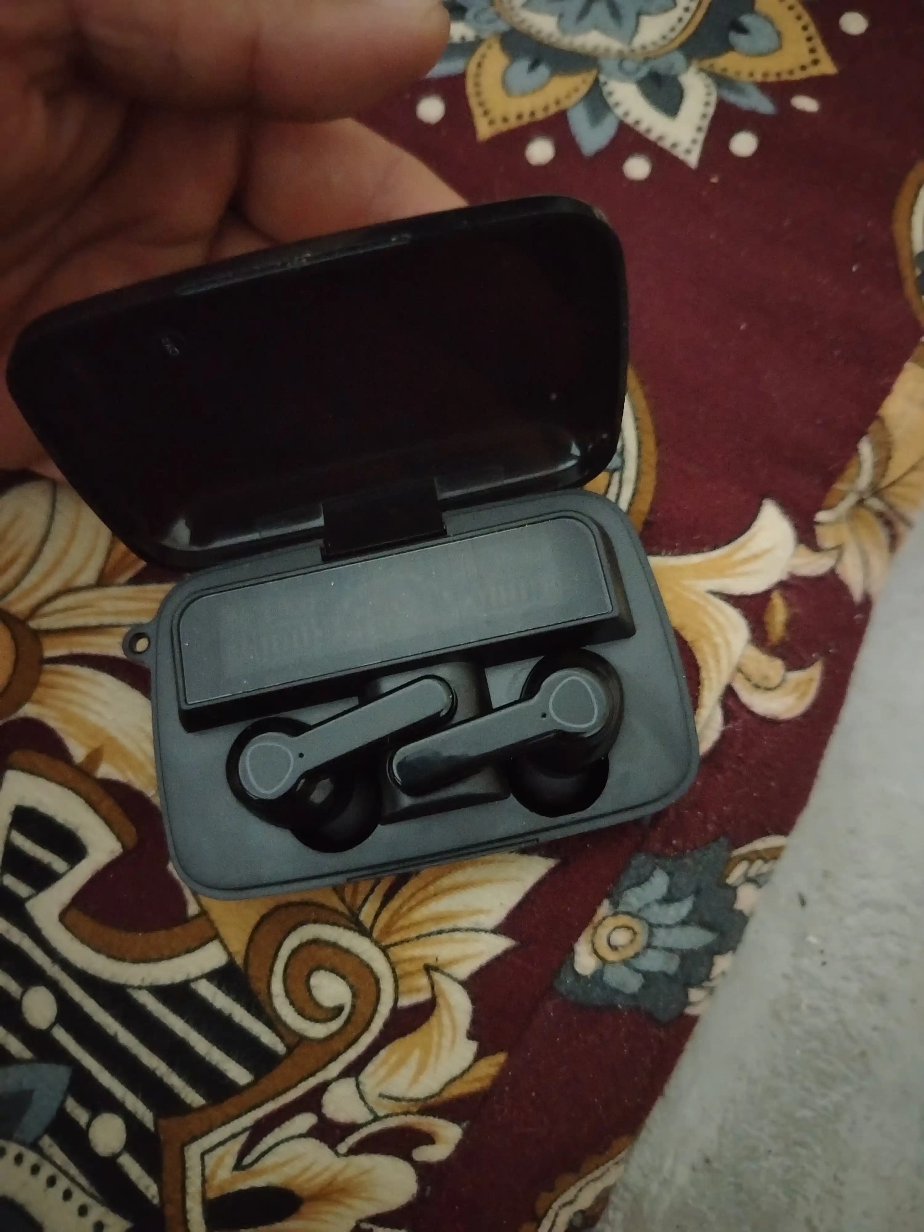 M10, M19, M88, M90 Powerbank 3500 mA/soat va Bluetooth 5.3 simsiz quloqchinlar