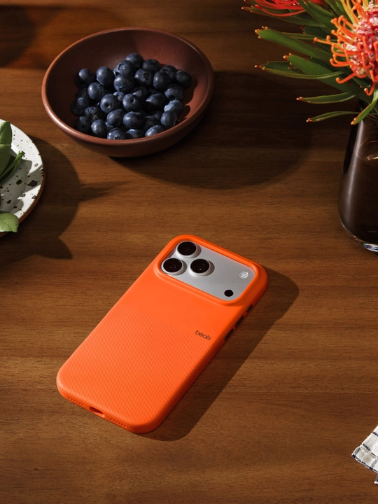 BEATS iPhone 17 Pro Max uchun chexol Rugged MagSafe Case