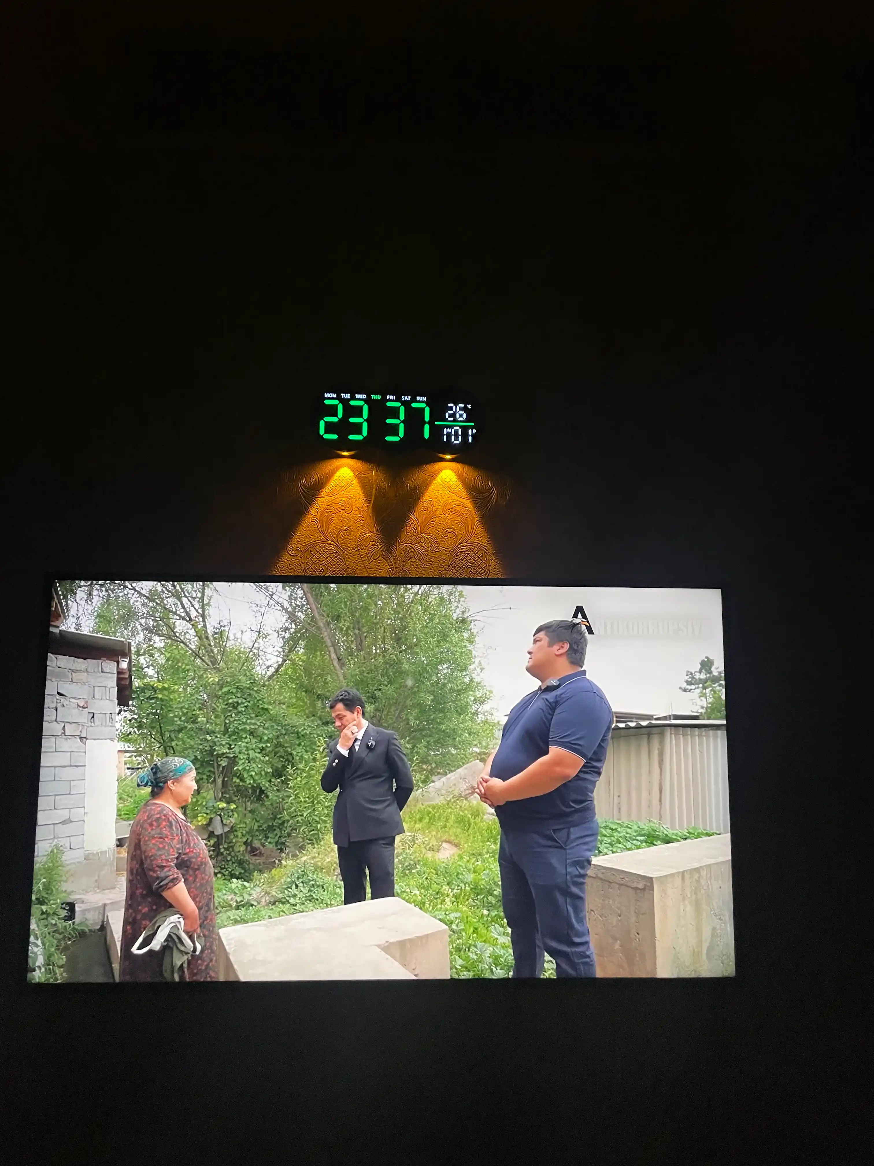 Современные многофункциональные часы настенные и настольные, с будильником и термометром