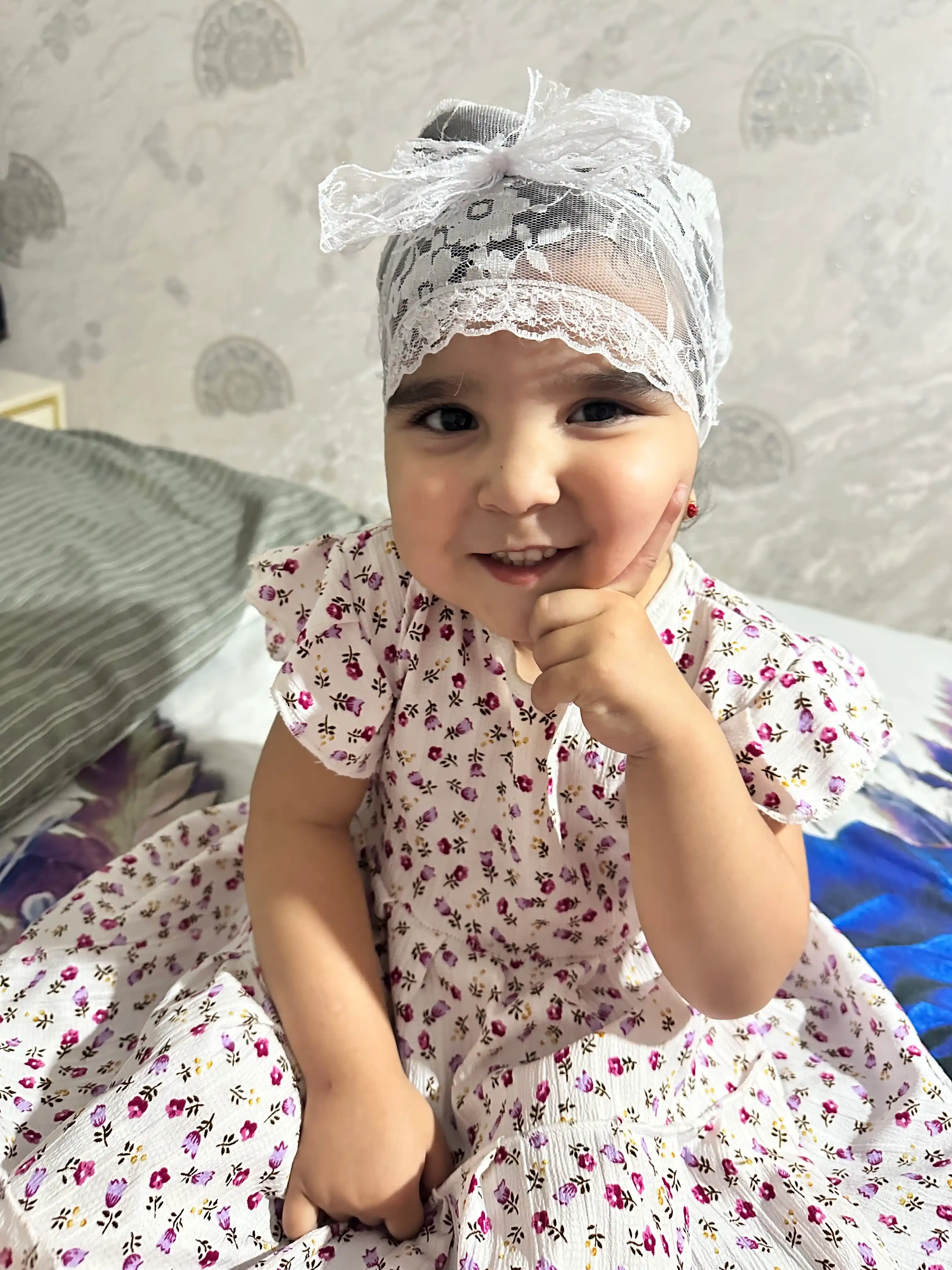Gipyurdan boshga ro'mol, baska, kosinka, bandana ayollar uchun