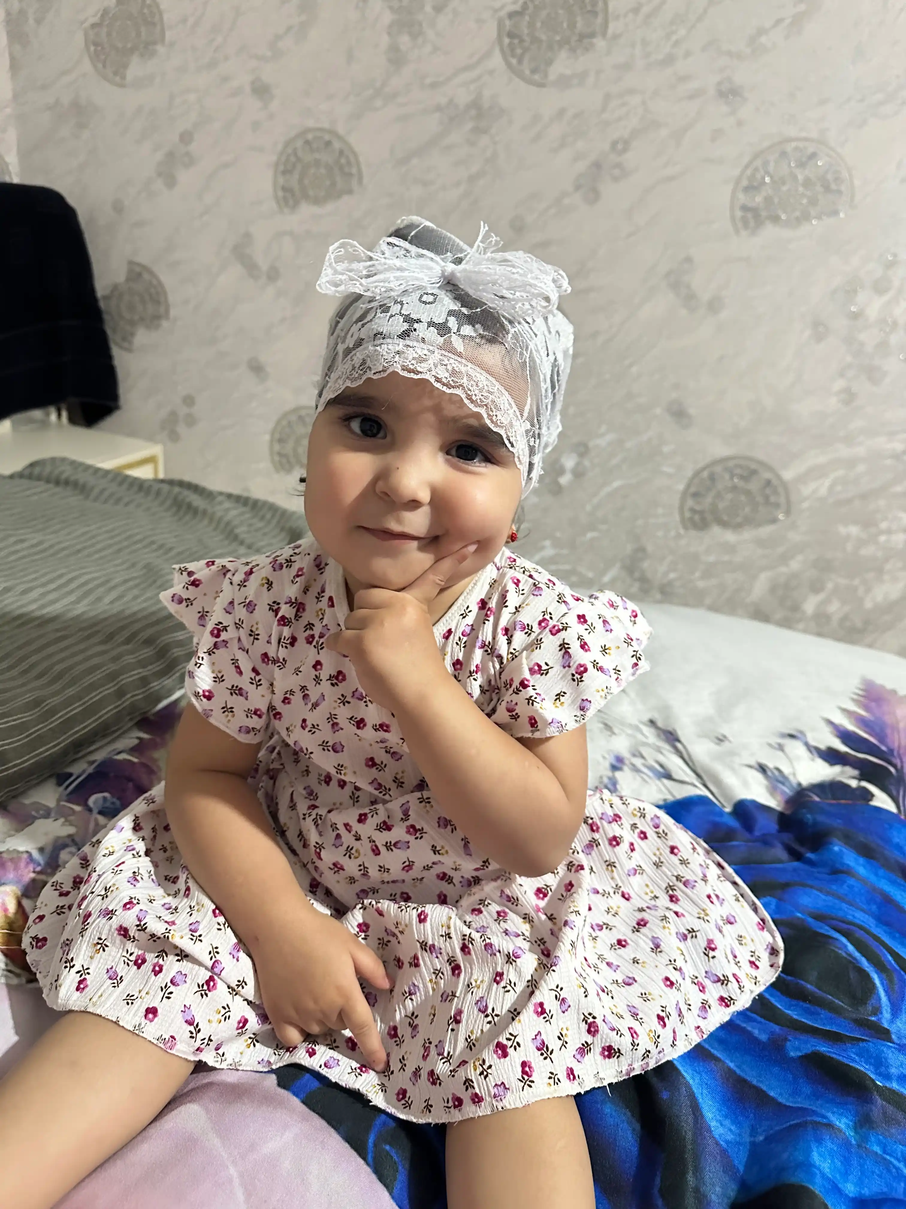 Gipyurdan boshga ro'mol, baska, kosinka, bandana ayollar uchun