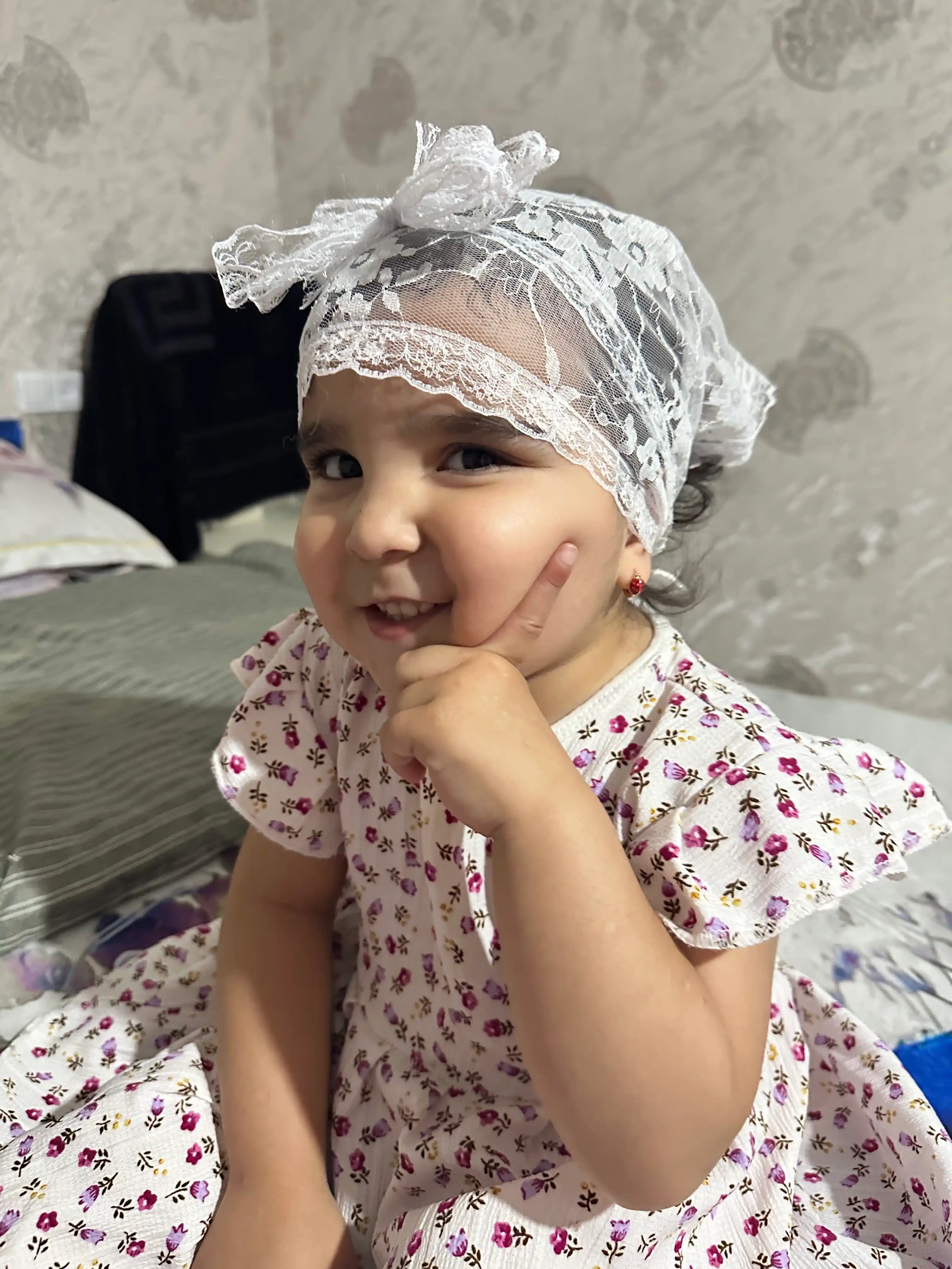 Gipyurdan boshga ro'mol, baska, kosinka, bandana ayollar uchun