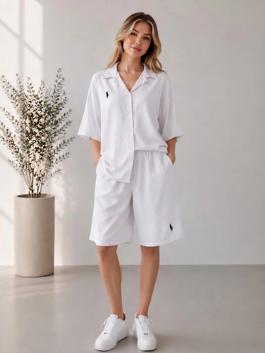 Летний женский костюм двойка oversize: шорты и рубашка - 