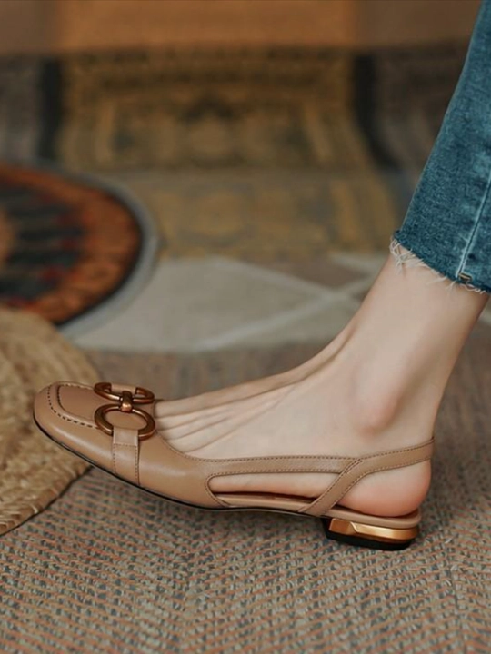 Ayollar uchun bosonojkalar, ayollar yozgi tuflilar sandal