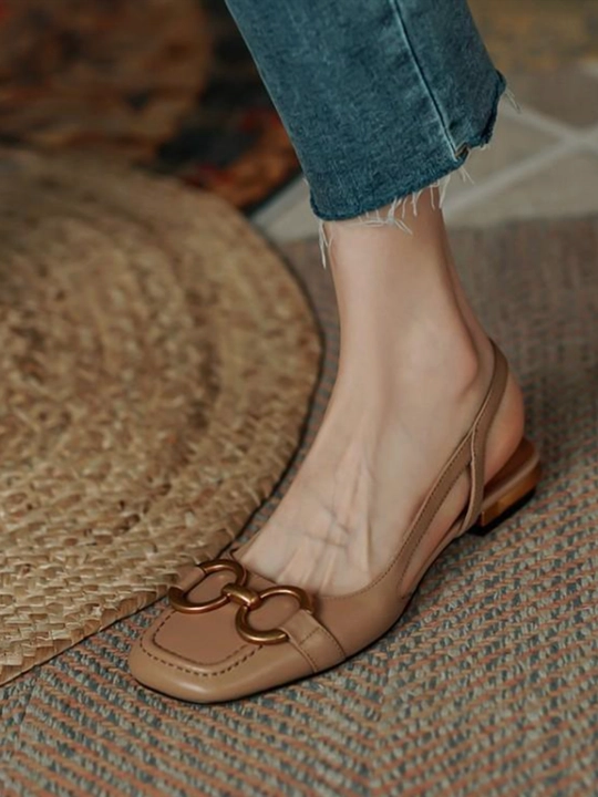 Ayollar uchun bosonojkalar, ayollar yozgi tuflilar sandal