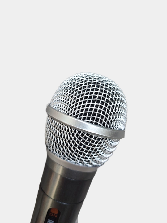Universal simli dinamik mikrofon vokal, karaoke va ovoz yozish uchun