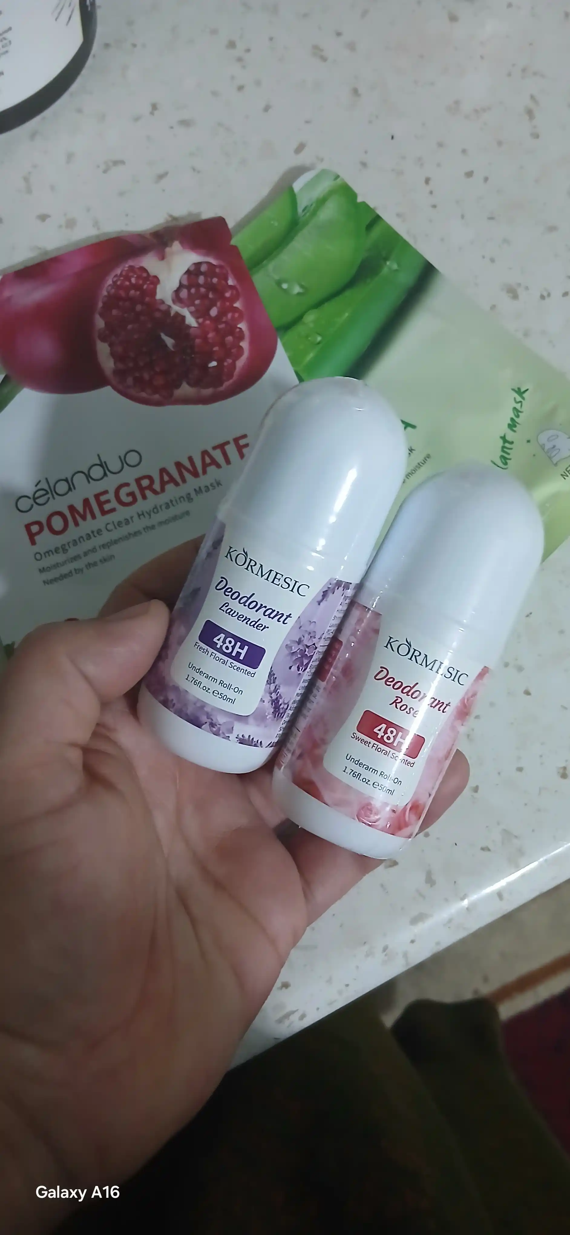 "Gullayotgan olcha, lavanda, atirgul" sharikli dezodorant-antiperspirant, 50 ml