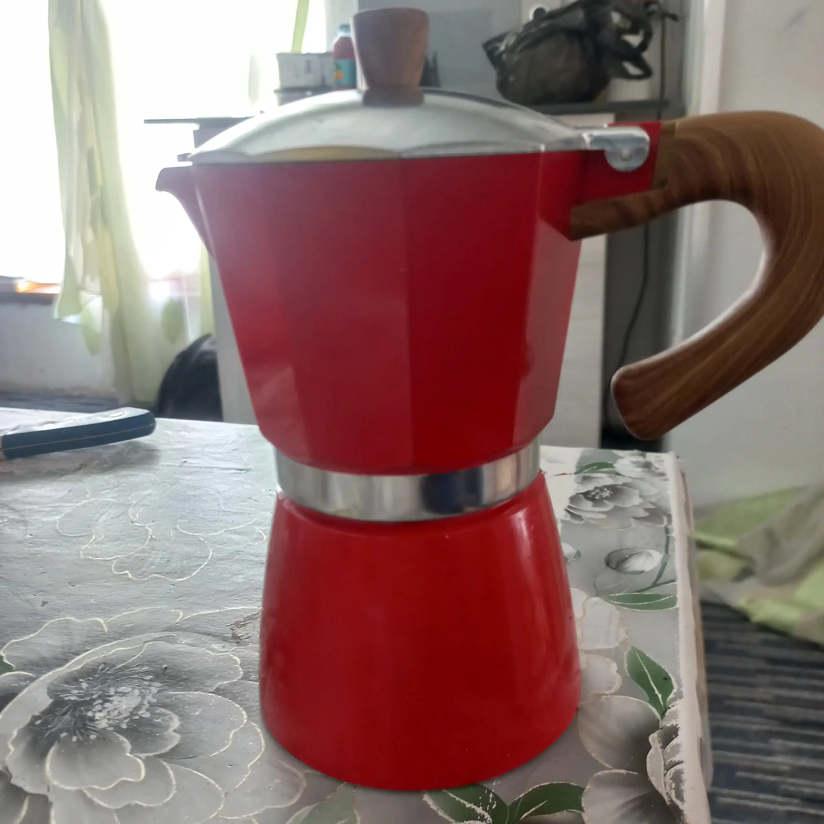Гейзерная кофеварка