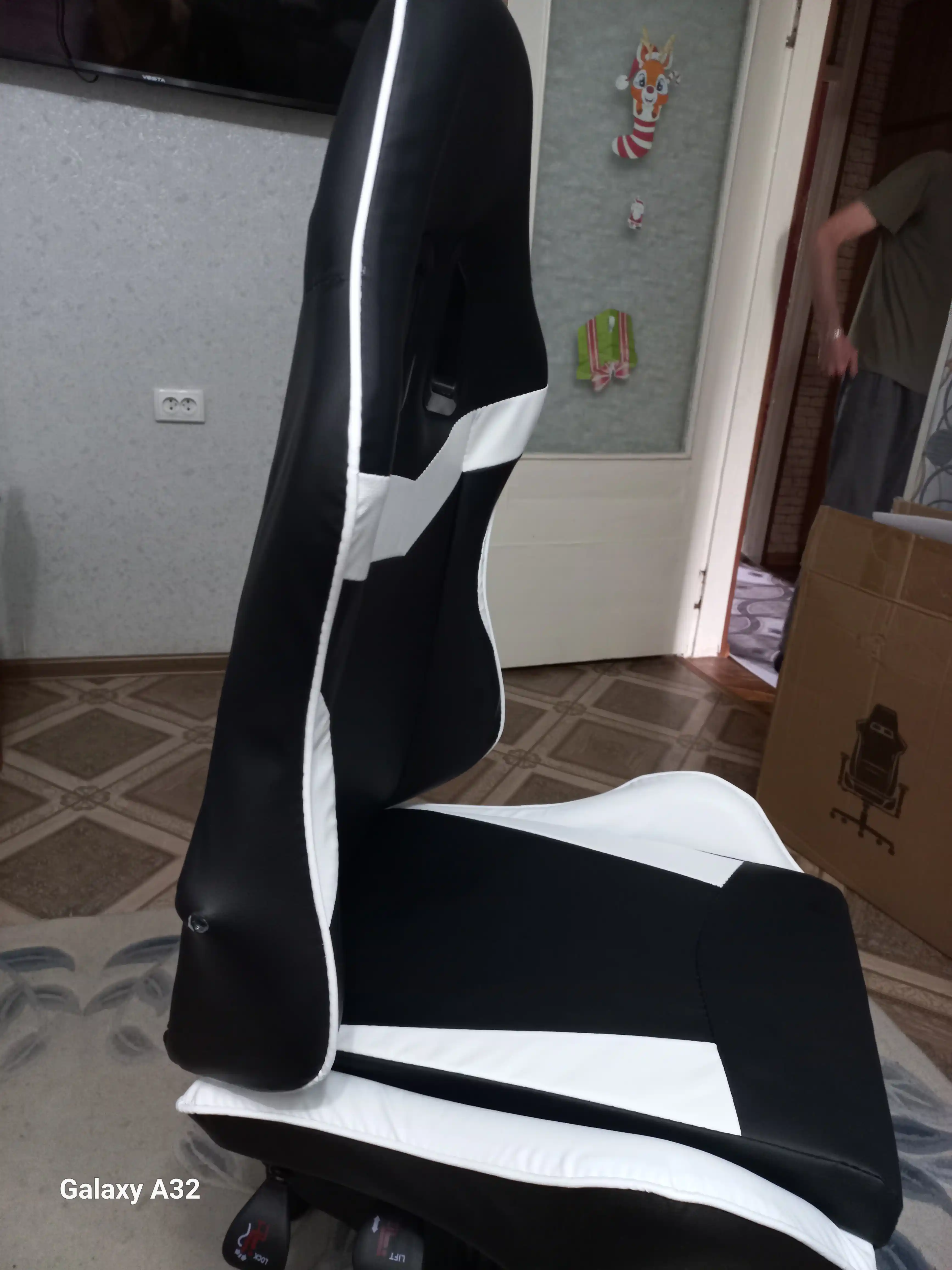 EIRON FIT o‘yin kreslosi, 120 kg gacha, ergonomik, mustahkam karkas, PU teri