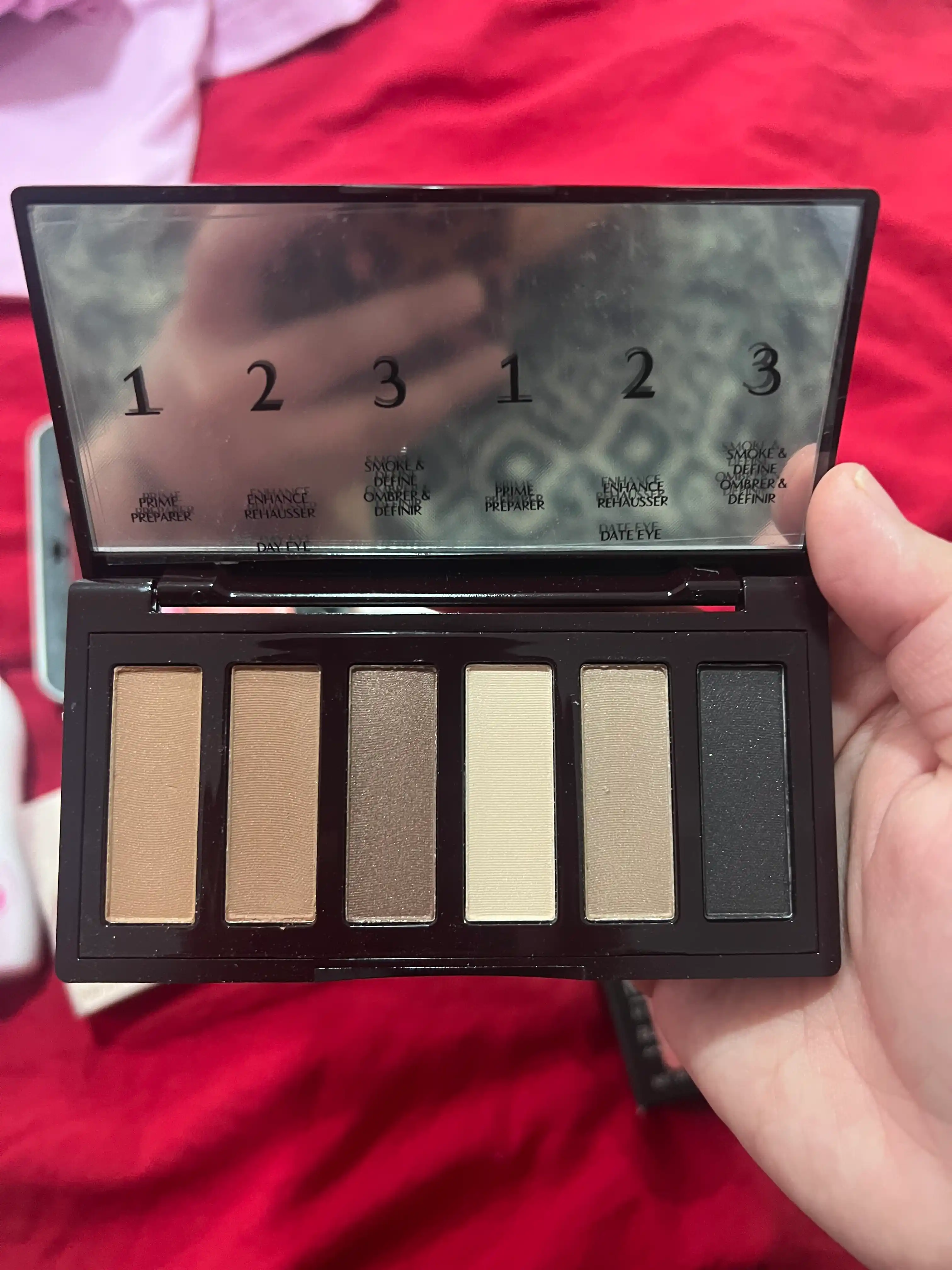 Ko'z uchun tenlar Easy Eye Palette, Charlotte Tilbury, Nudes