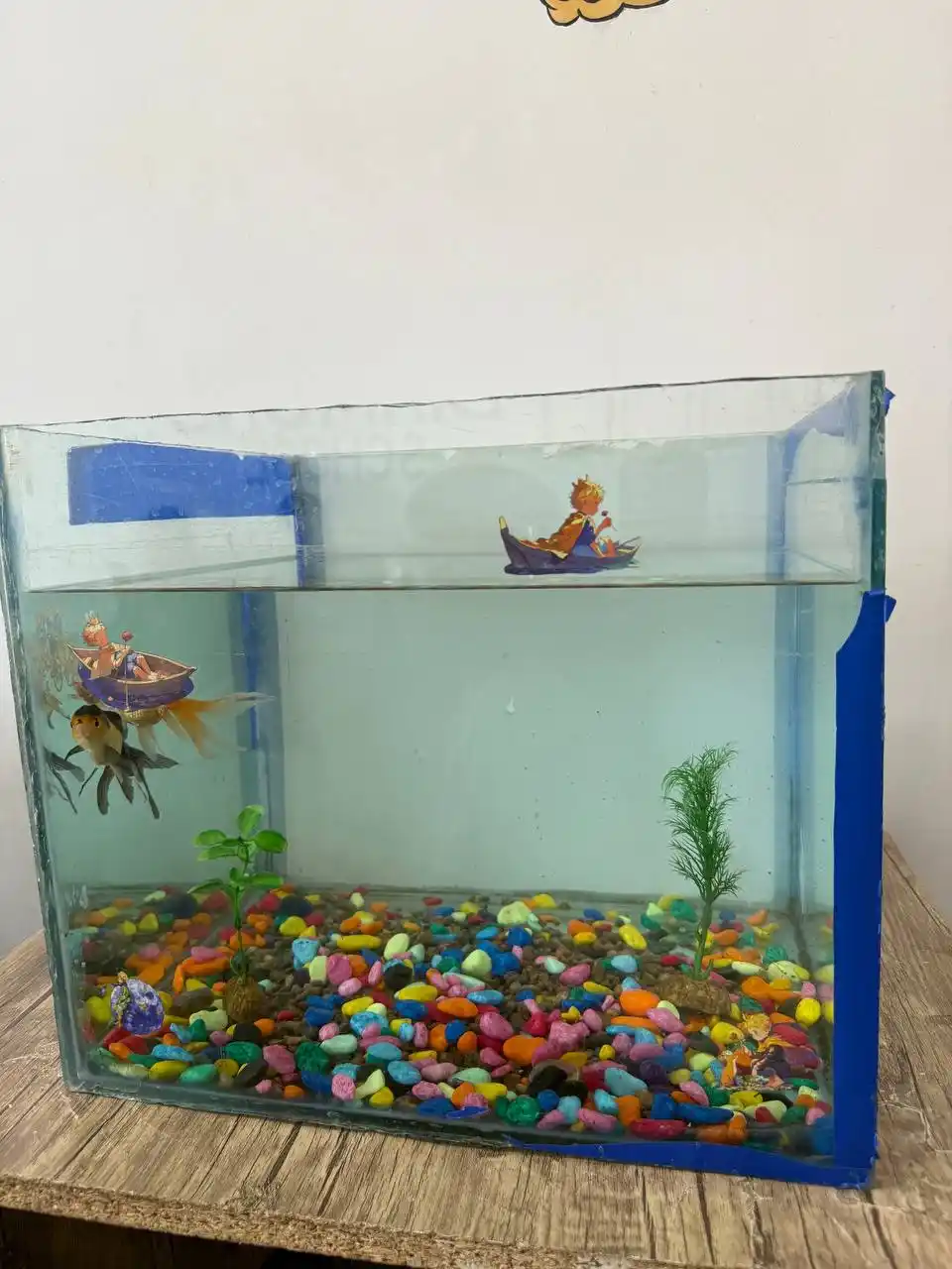 Akvarium, manzara va gulzorlarni bezash uchun tosh, rangli toshlar