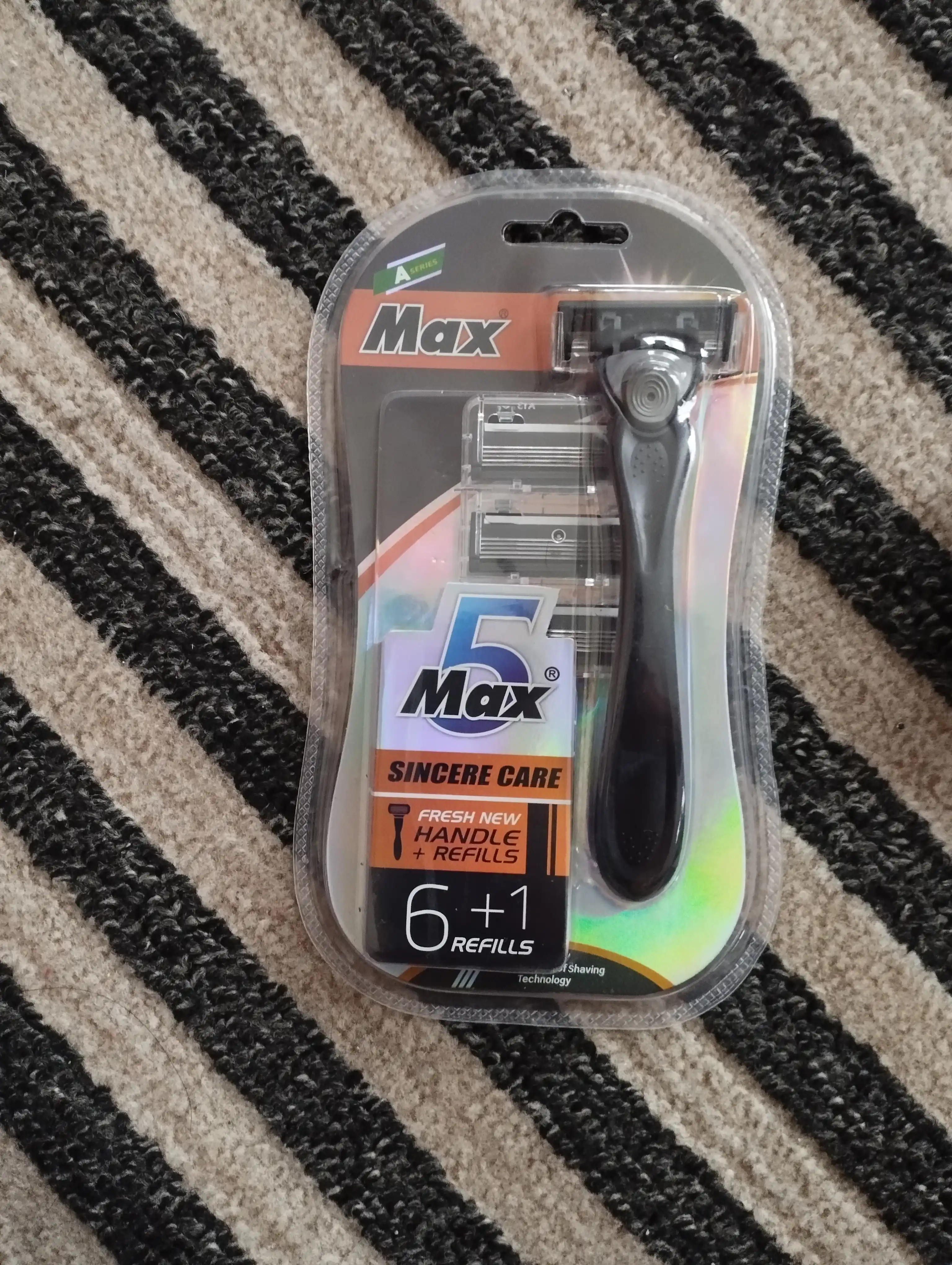Erkaklar uchun soqol olish ustarasi MAX5, besh lezviyali ustara, 6+1