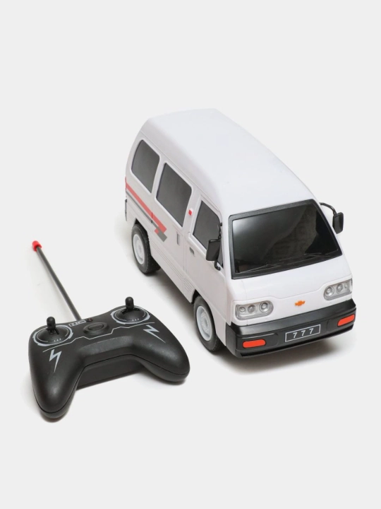 Игрушечный автомобиль Damas на радиоуправлении (масштаб 1:12)
