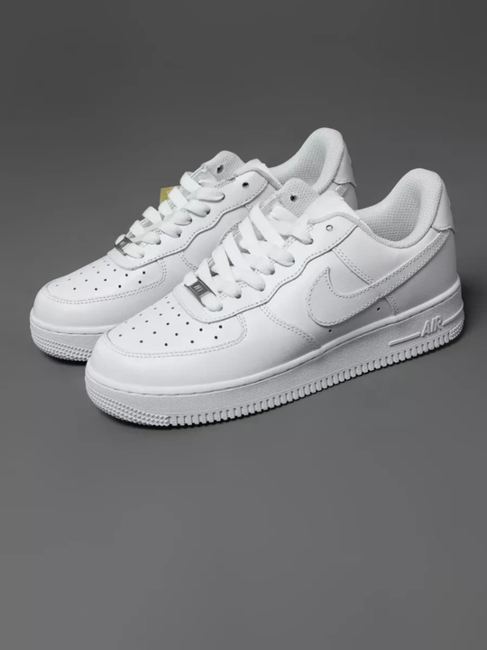 Nike air force, женские и мужские кроссовки, рекомендуется брать на 1 размер больше