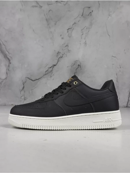 Nike air force, женские и мужские кроссовки, рекомендуется брать на 1 размер больше