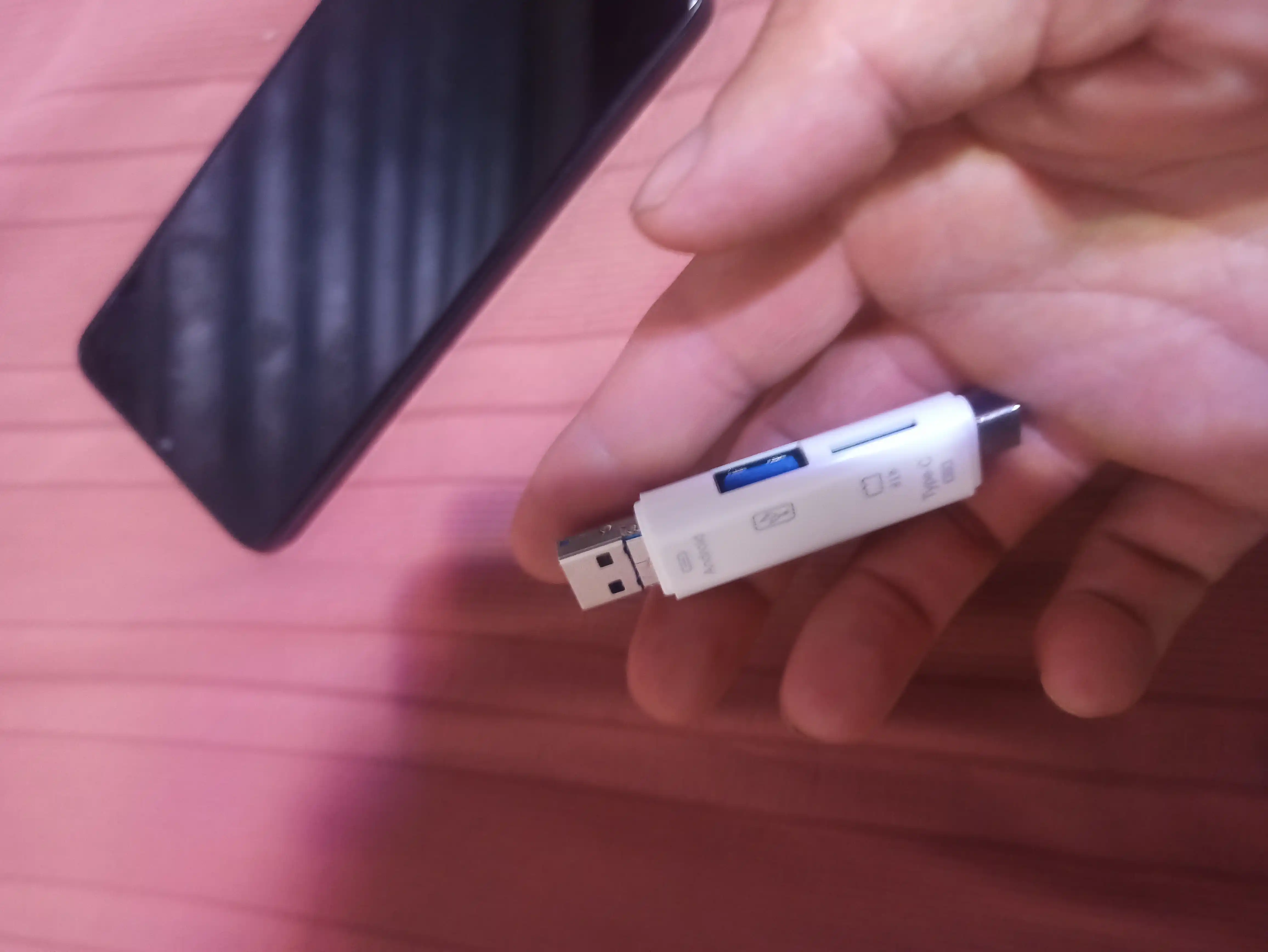 Ko'p funktsiyali, 5 tasi 1 da, USB kartani o'quvchi, Type-C, Micro USB, SD / TF kartalarini qo'llab - quvvatlash