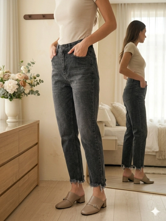 Ayollar jinsi shimi MODA, yuqori belli (high-rise), kalta (cropped), yuvilgan qora