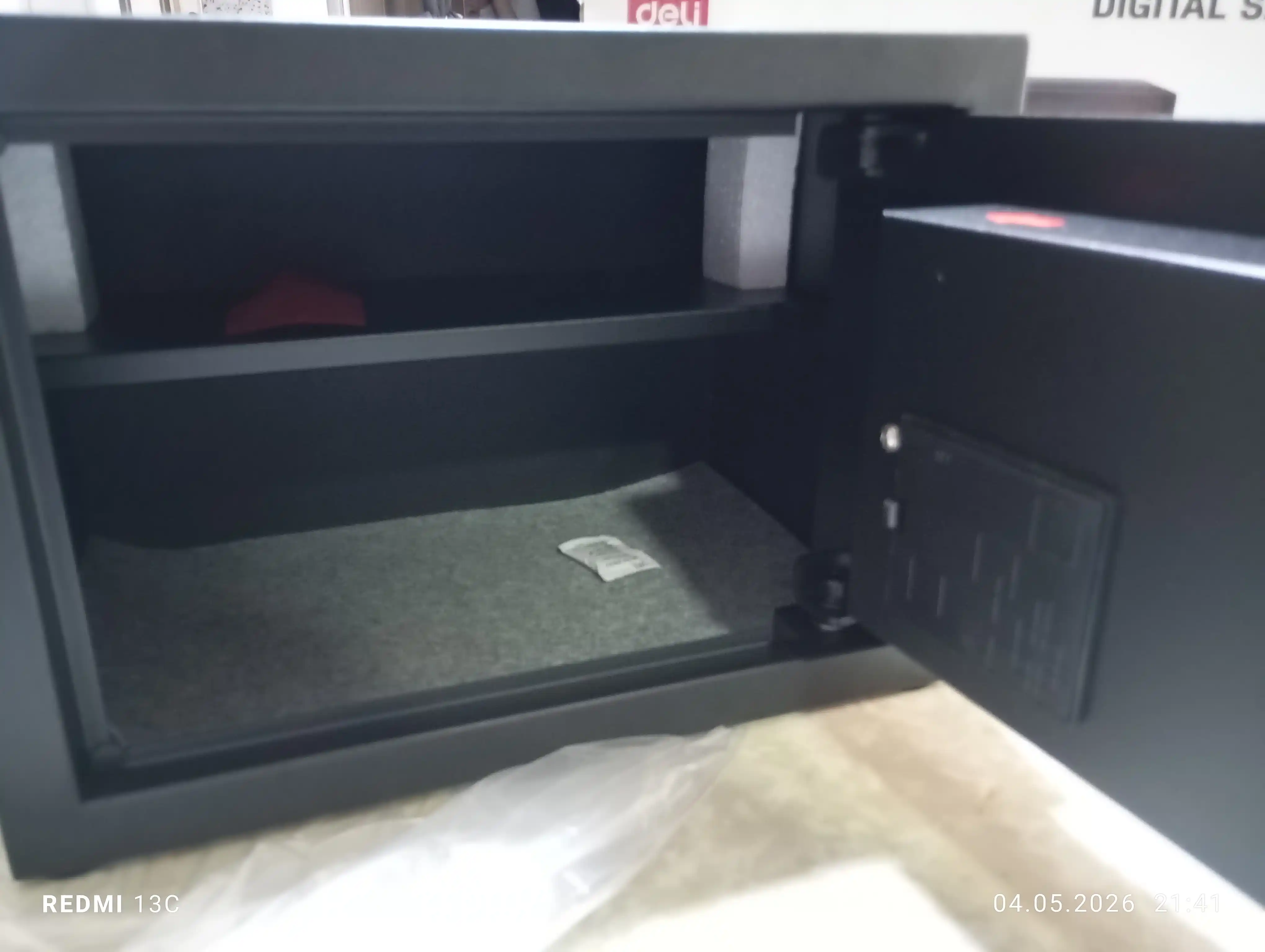 Сейф 250*350*250 ET530 Deli, электронный ключ + ключ, черный, 9.7 кг