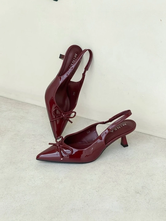Ayollar uchun poshnali tuflilar, slingback, tufli, poshnali bosonoshka. Malamerka-1 razmer