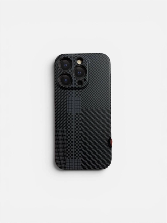 Karbon dizaynli iPhone g‘ilof – zarbaga chidamli va himoyali Case, 12-17 Pro, Pro Max