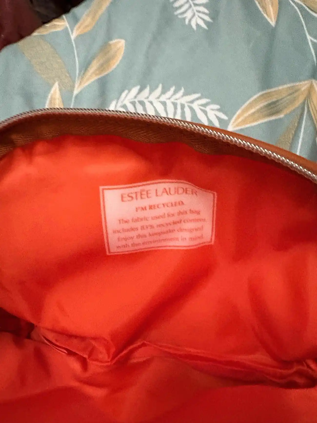 Ayollar kosmetichkasi, Estee Lauder, Lancome, Clinique, organayzer, sovg‘a, kosmetichka