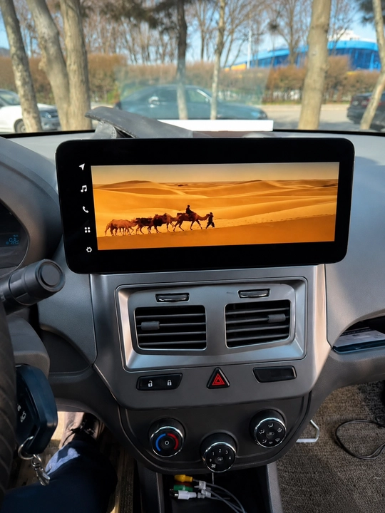 Avto magnitafon UNISTAR Z70/Z90 12.3 dyuymli sensorli ekran, Bluetooth, USB, FM radio