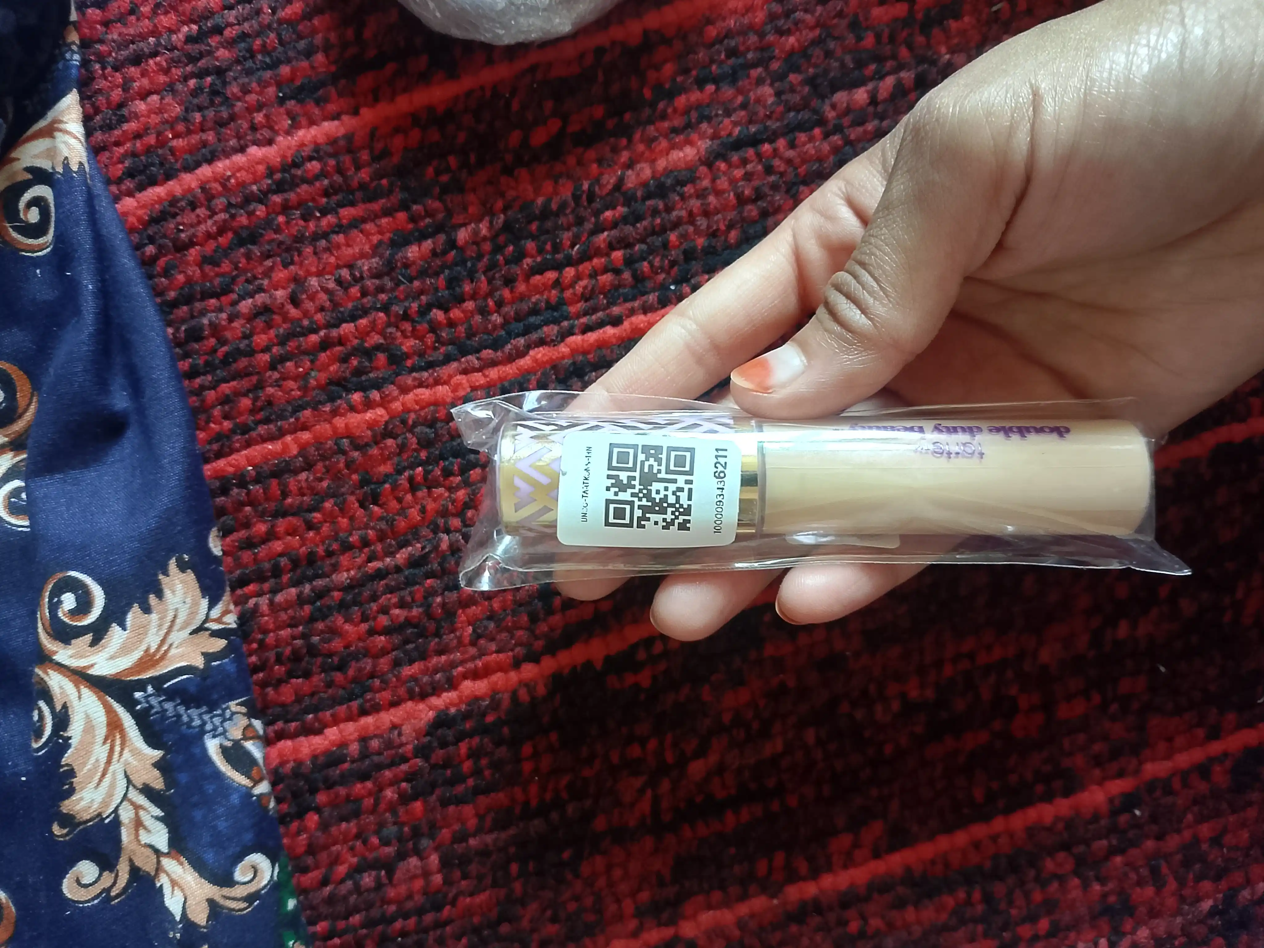 Консилер Tarte shape tap ultra creamy concealer