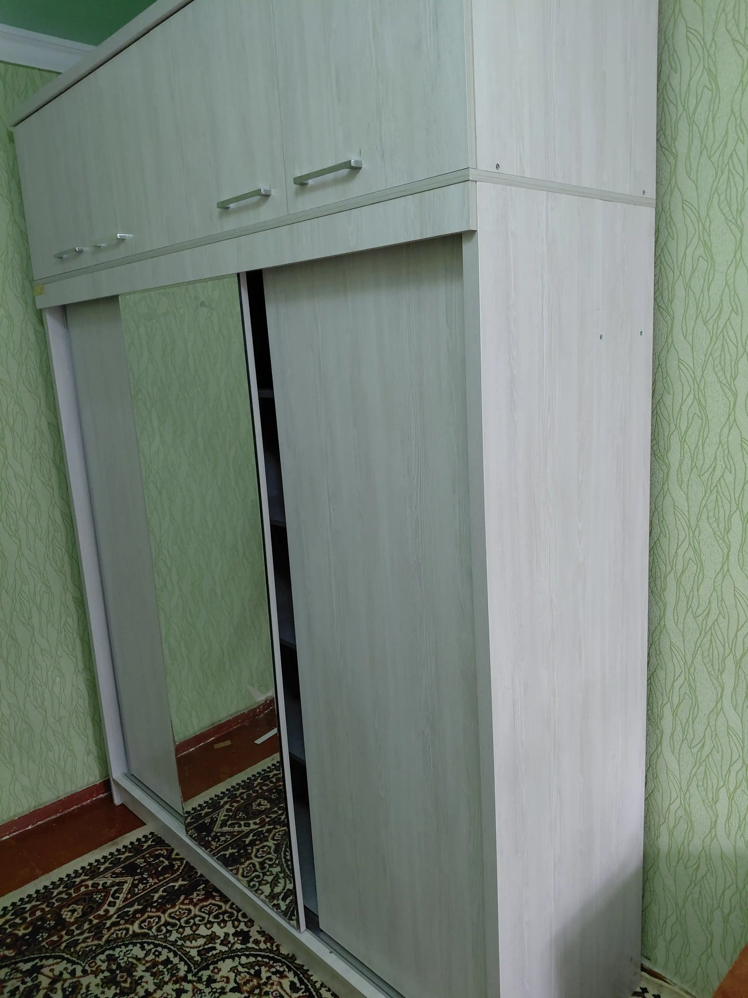 Шкаф купе с антресолью
