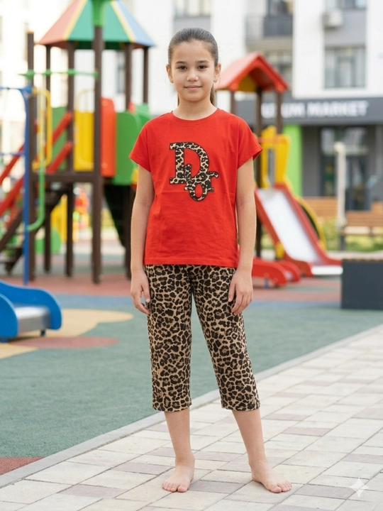 Bolalar uchun leopard vishivkali pijama to‘plami, qisqa yengli futbolka va shim 10-12 yosh