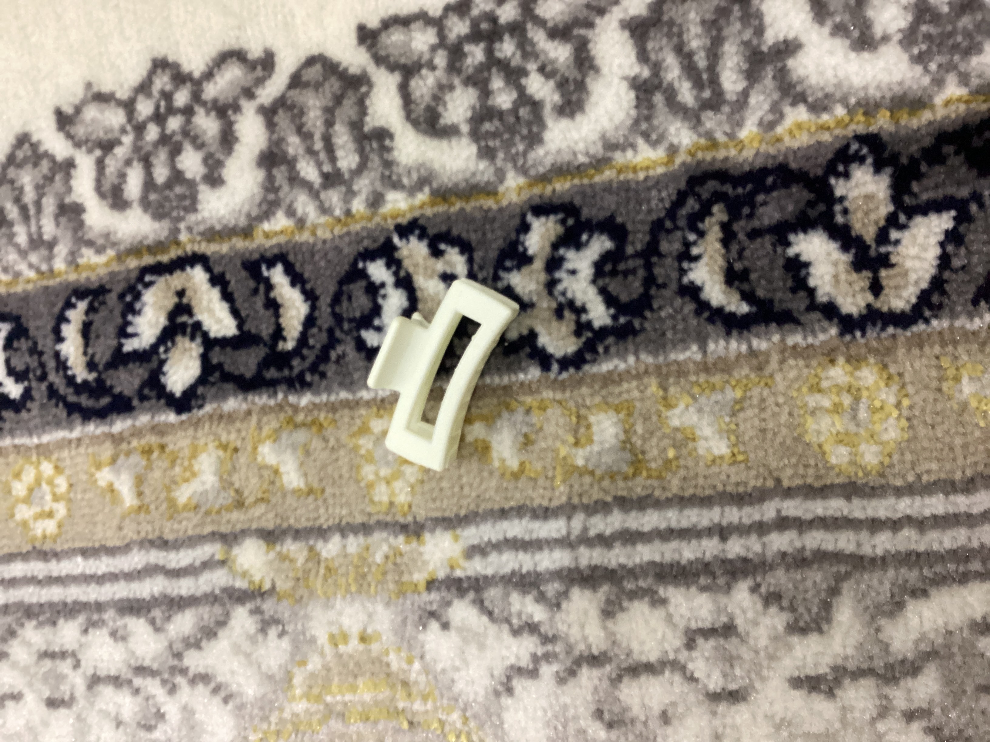 Qisqichbaqa soch qisqichi, kauchuk, 4.5 * 2.5 sm