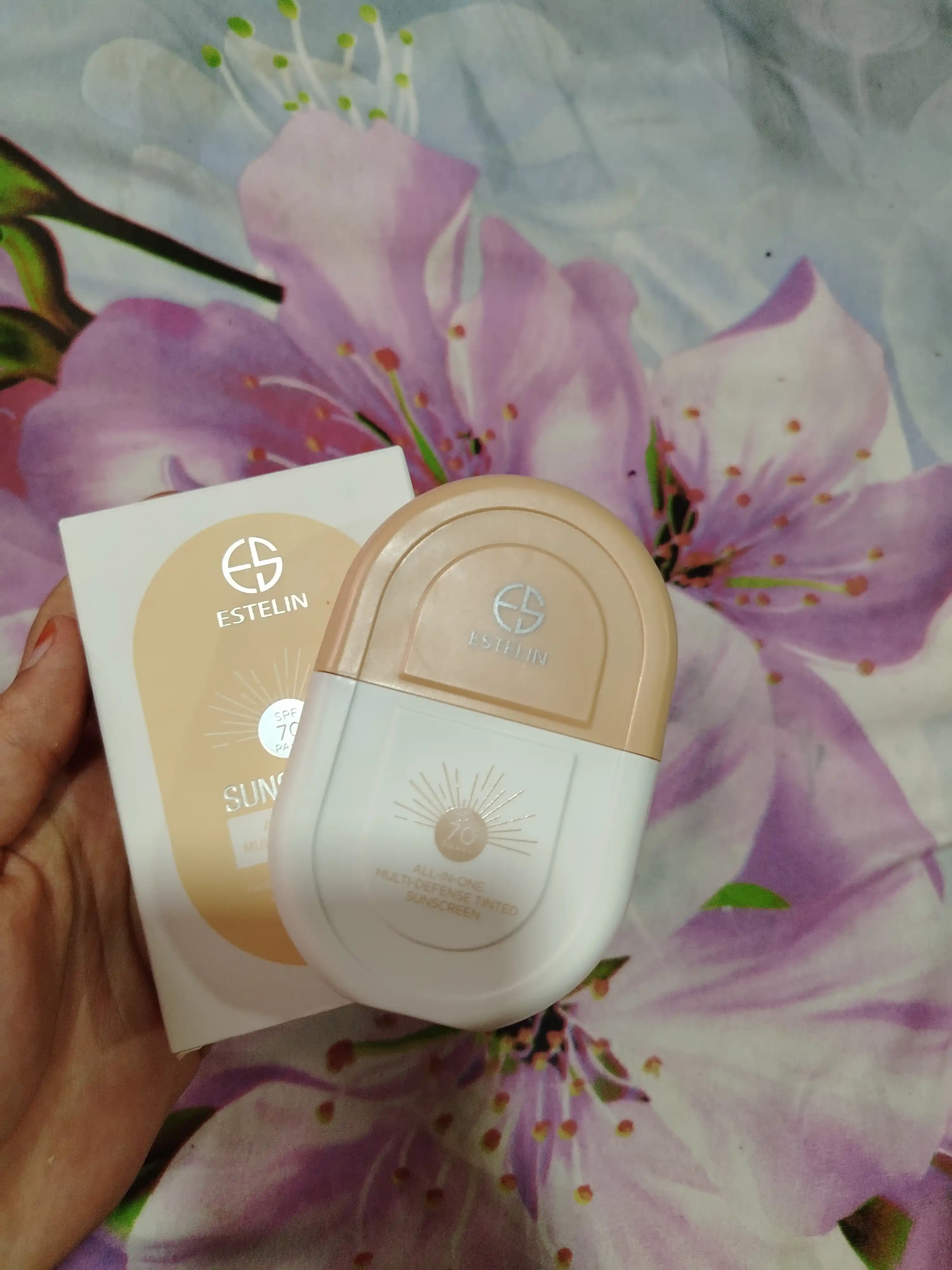 Quyoshdan himoyalovchi krem Estelin, SPF yuz va tana uchun krem, oqartiruvchi 100, 50 g