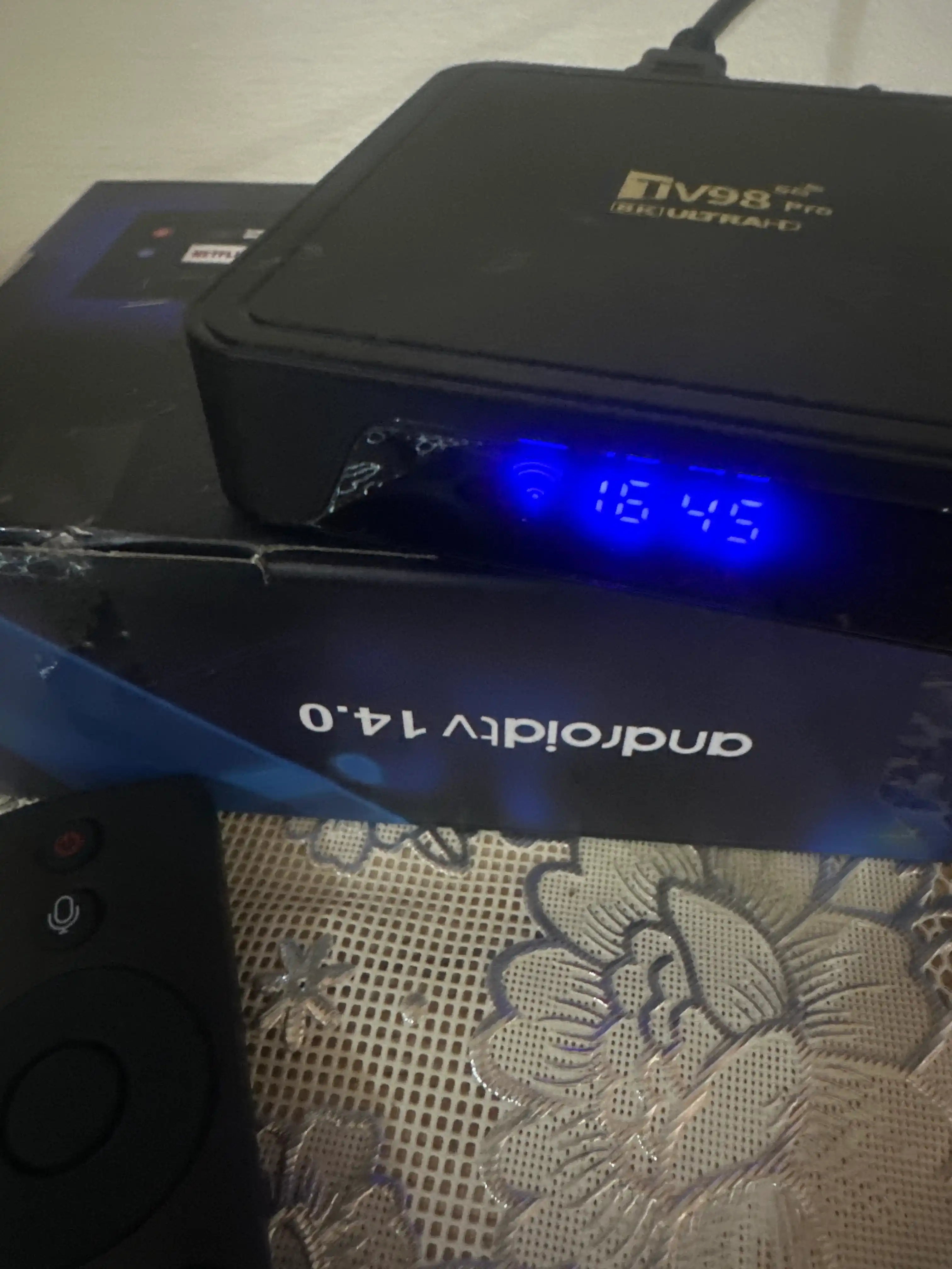 Смарт ТВ бокс приставка для телевизора, smart tv box, интернет приставка, для телевизора