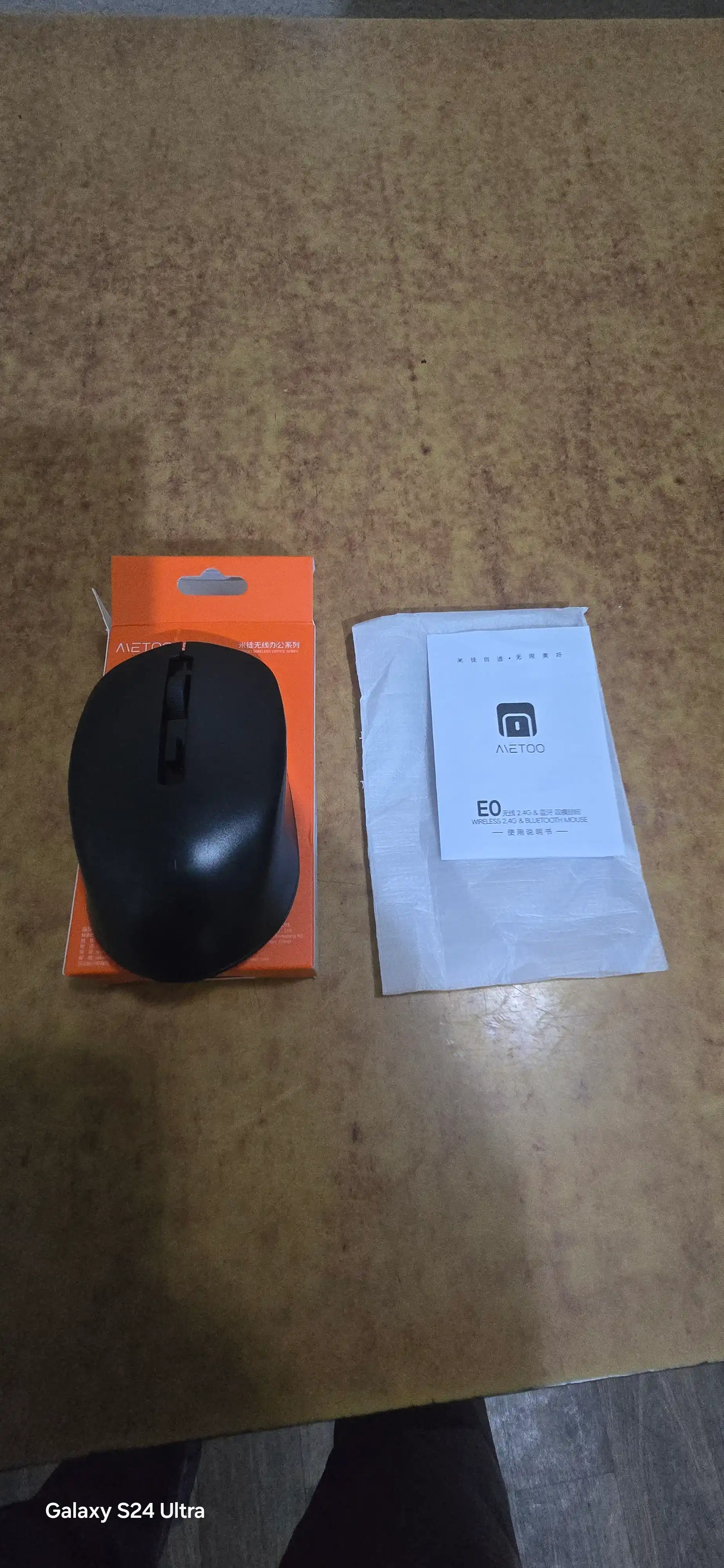 Simsiz bluetooth sichqoncha Metoo 2.4G E0 shovqinsiz, batareyka to'plamda, qora