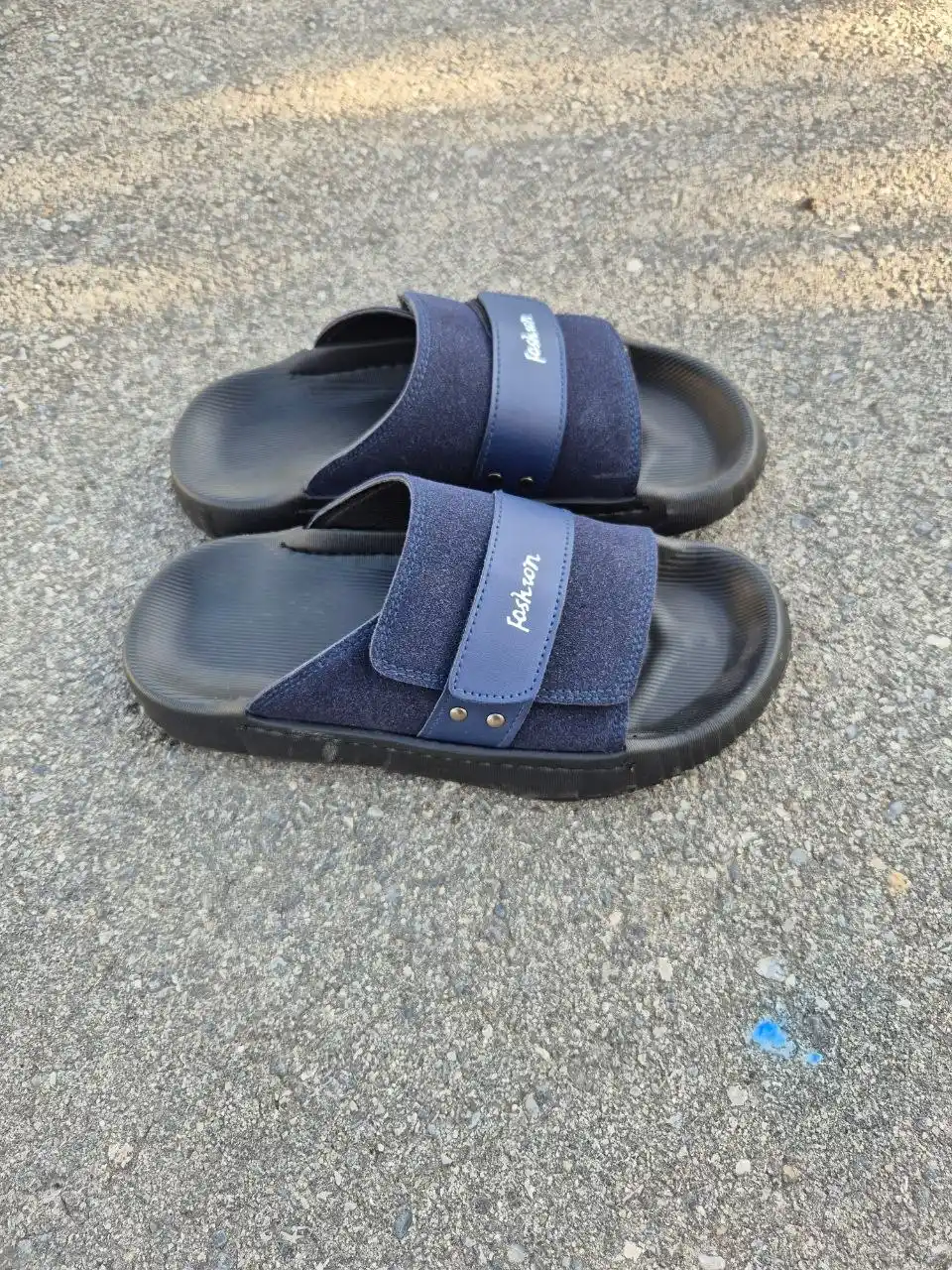 Erkaklar uchun yozgi usti suniy charm va zamsh tagi rezinali shippaklar (39-43)