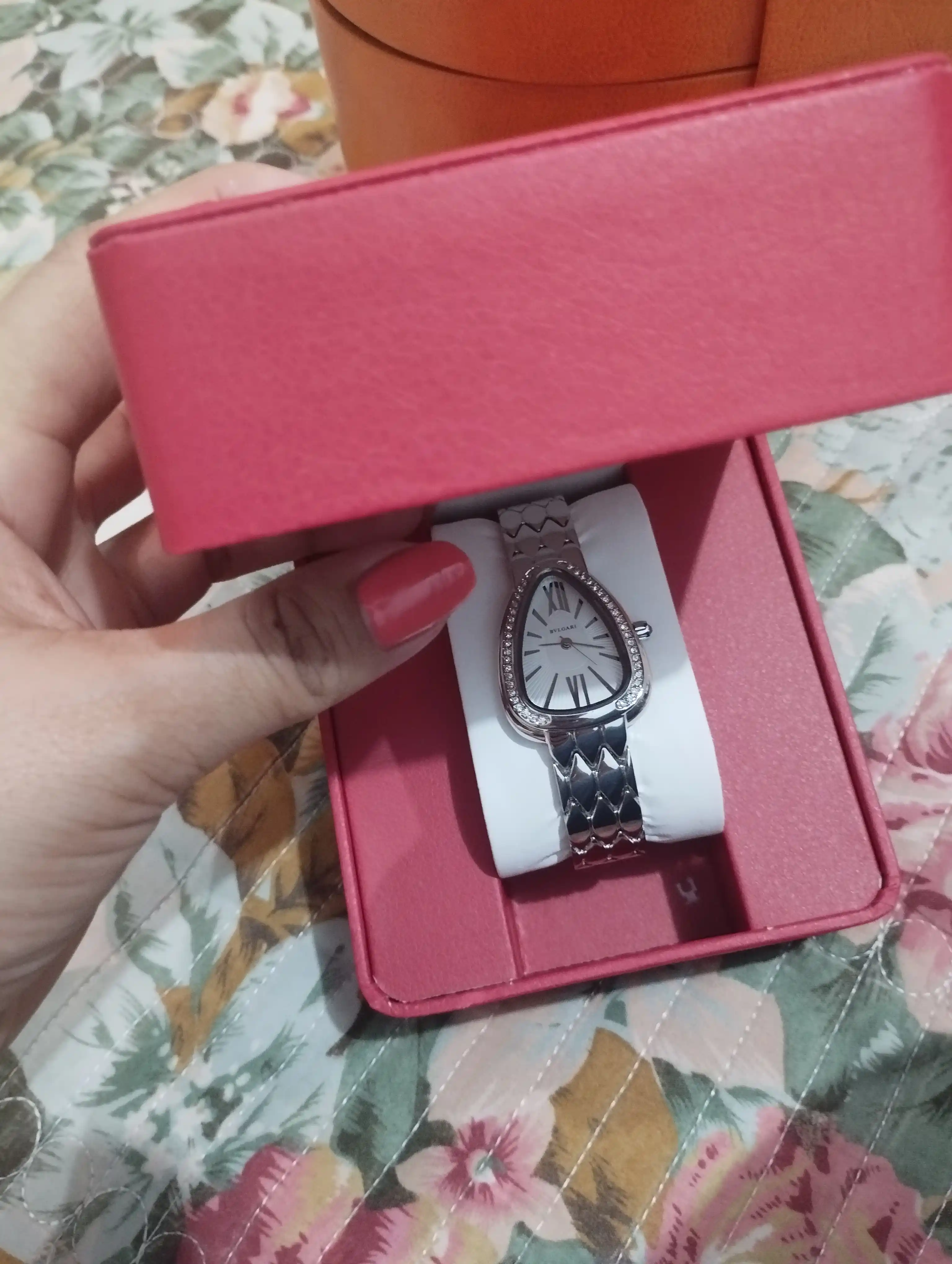 BVLGARI Serpenti uslubidagi ayollar soati