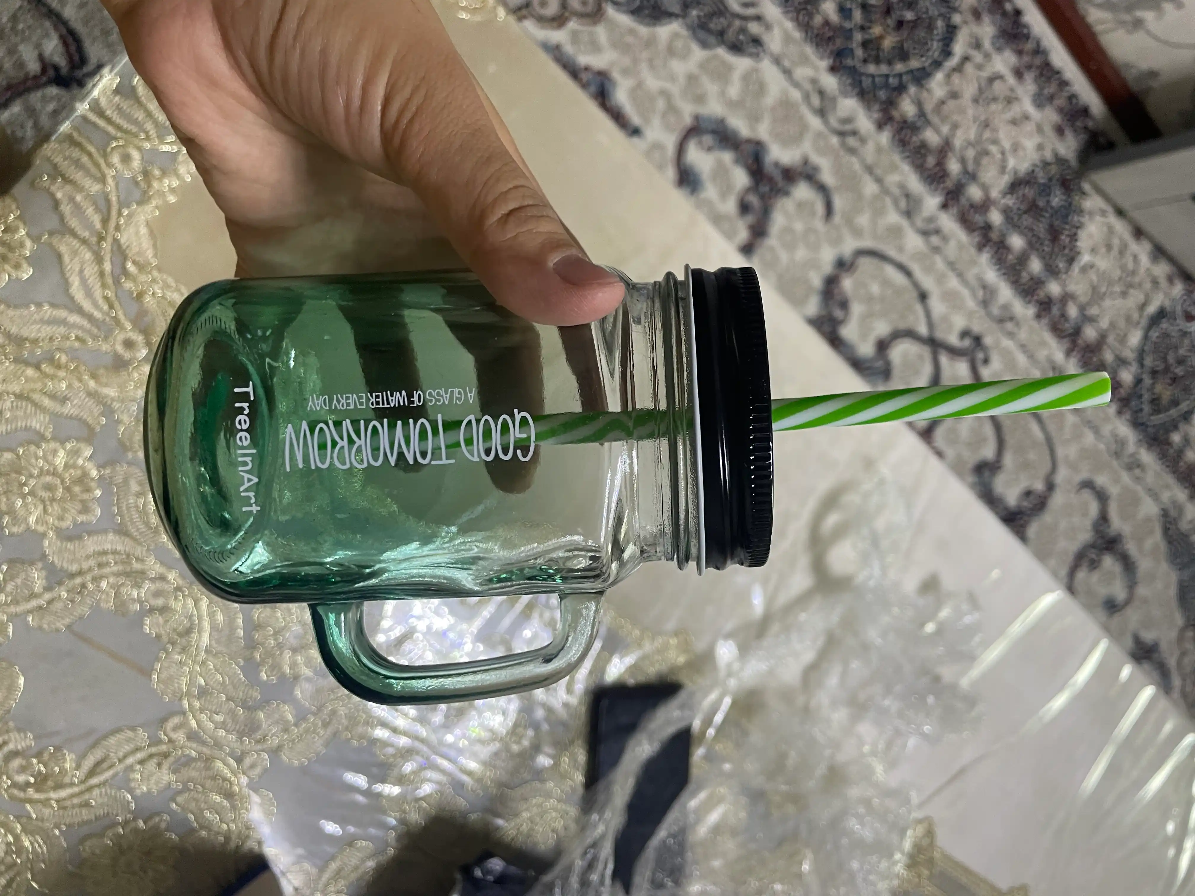 Rangli shisha krujka bankasi somoncha bilan, kokteyl va ichimliklar uchun Mason Jar stakan