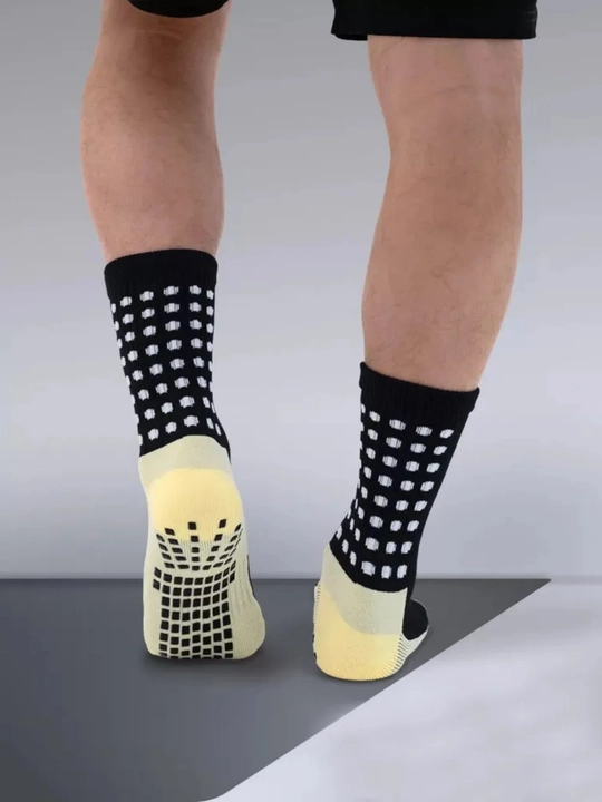 Futbol va trening uchun sirpanmaydigan sport paypoq (Grip Socks), uniseks