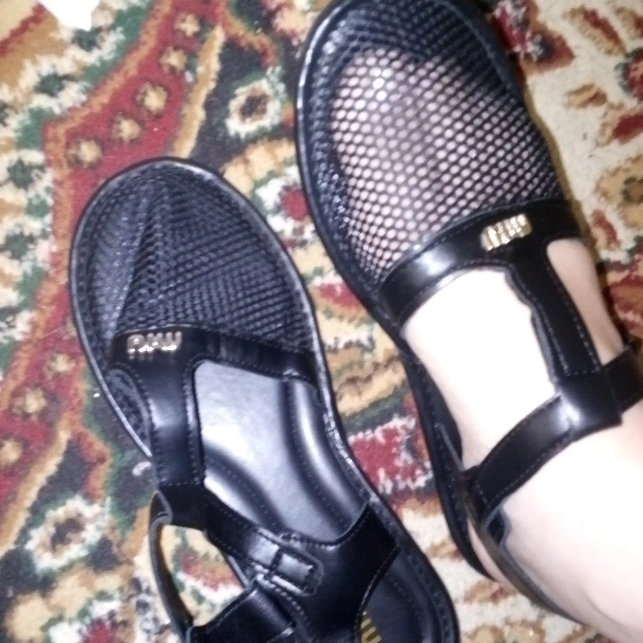 Ayollar yozgi oyoq kiyimi, baletka va sandal, yengil to‘rli tufli 1razmer kichik