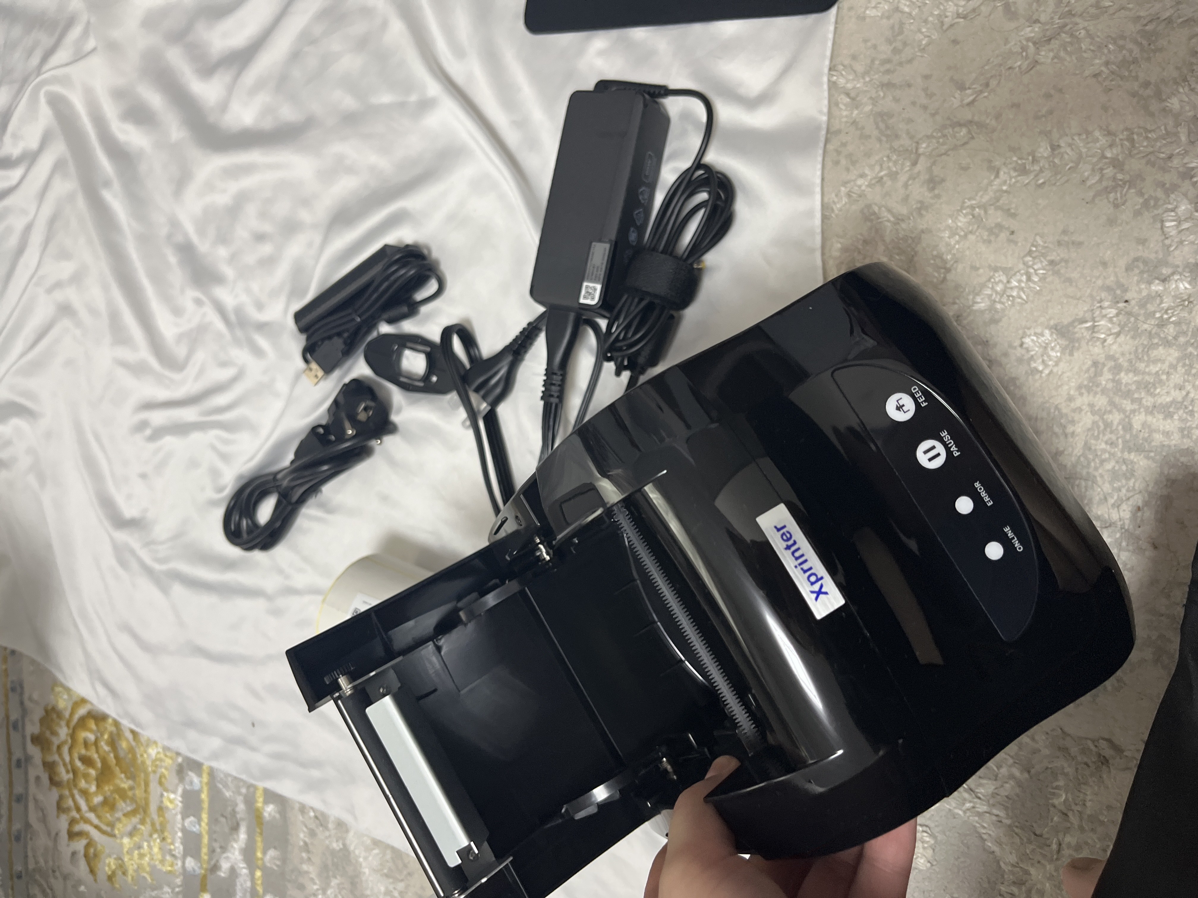Printer shtrix-kodlar va yorliqlar uchun Xprinter XP-365B