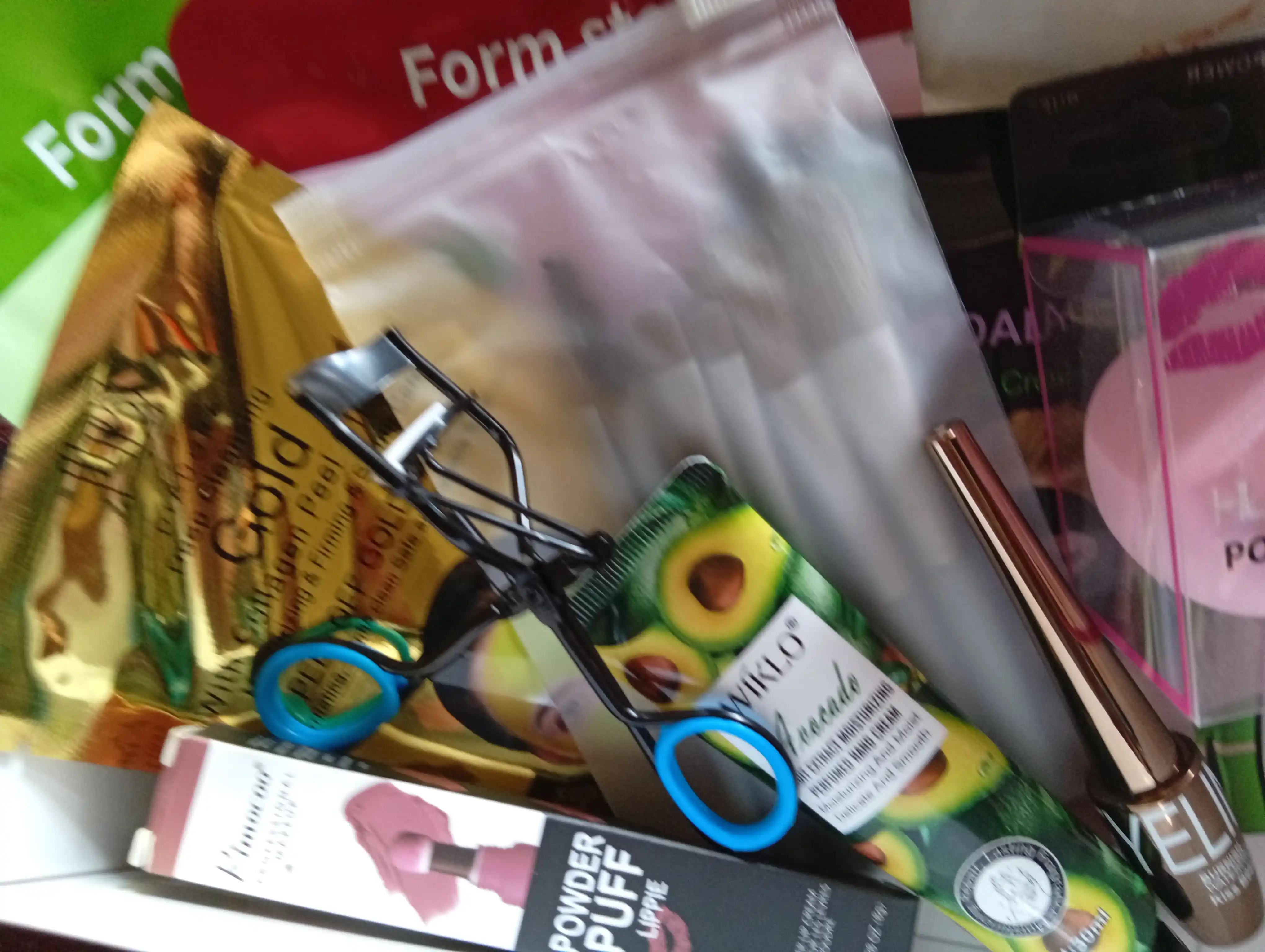 Ayollar uchun sovg‘a to‘plami, kosmetika, 13 tasi 1, qizlar uchun sovg‘a  