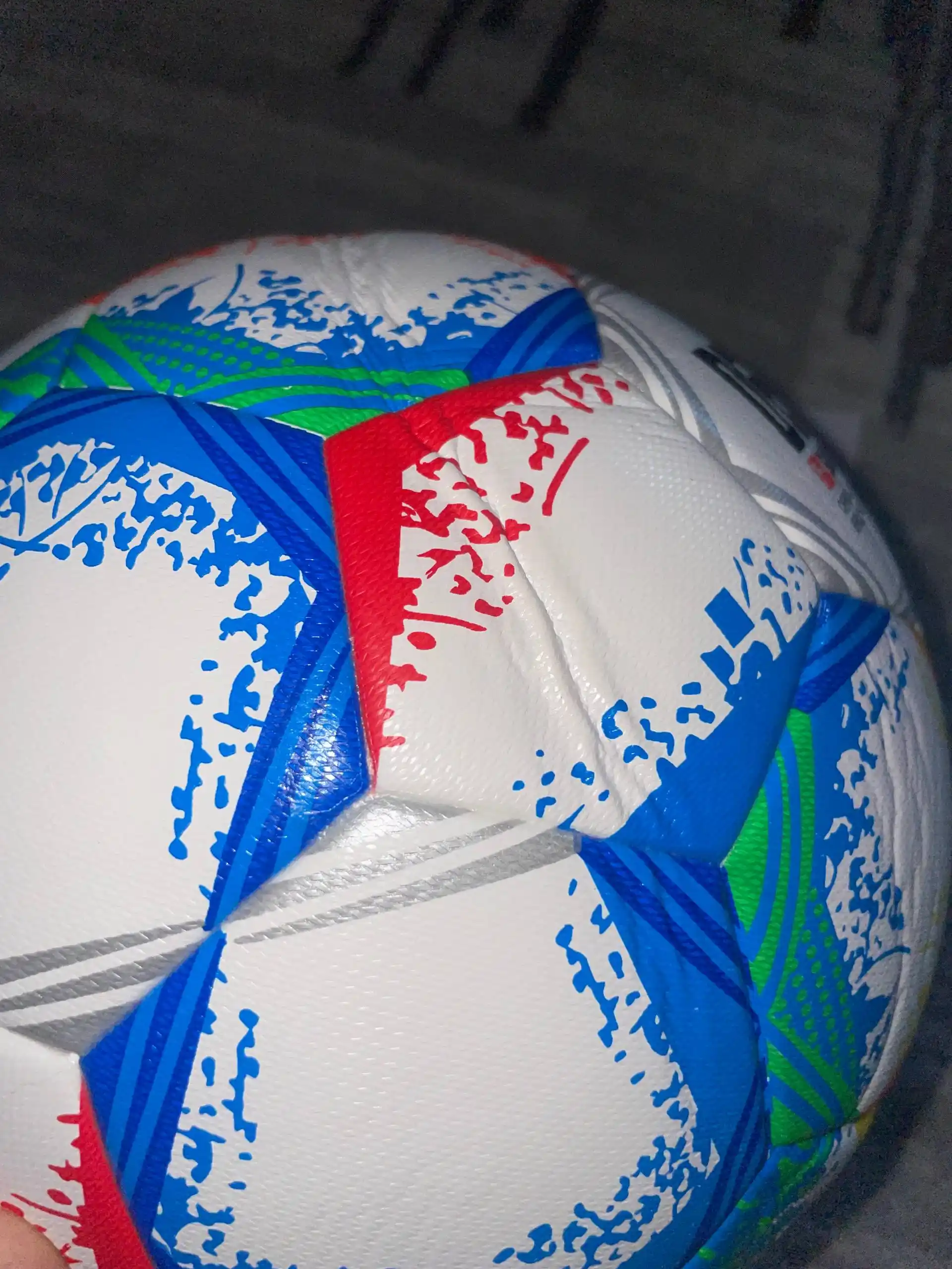 Futbol to‘pi, 5 o‘lchamli, sovg‘aga to‘p nasosi, 1 ta igna